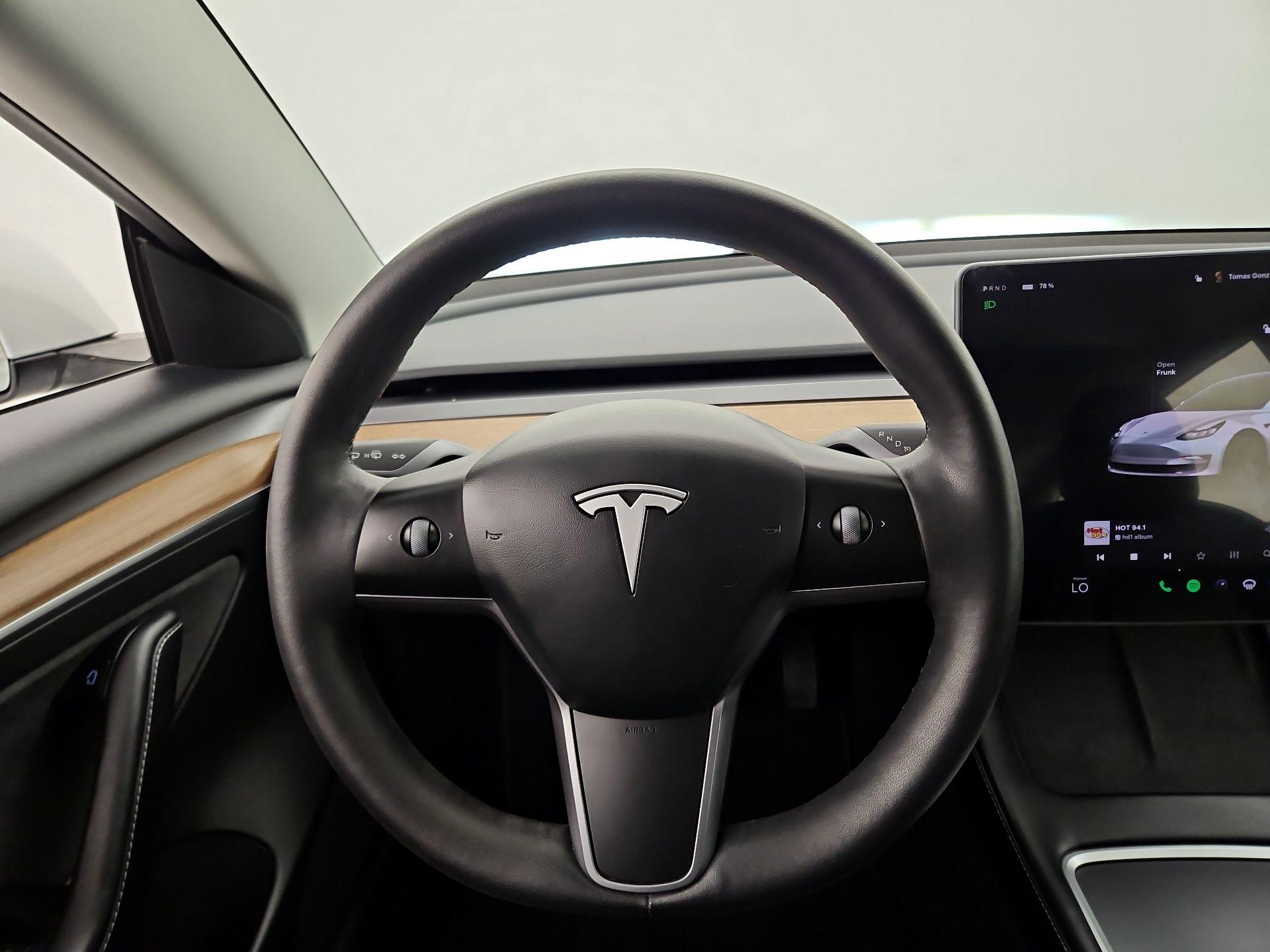 Thumbnail: 2023 Tesla Model 3 - 10