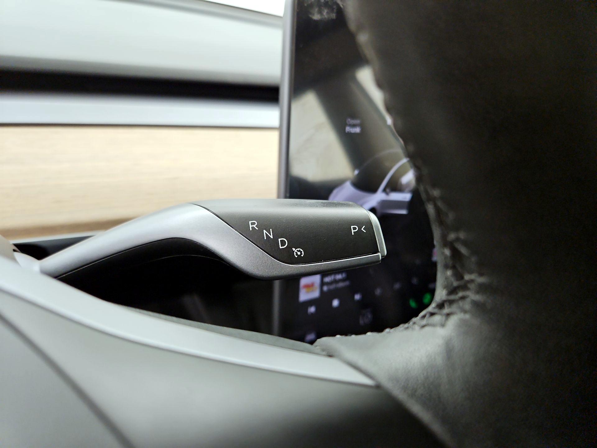 Thumbnail: 2023 Tesla Model 3 - 15