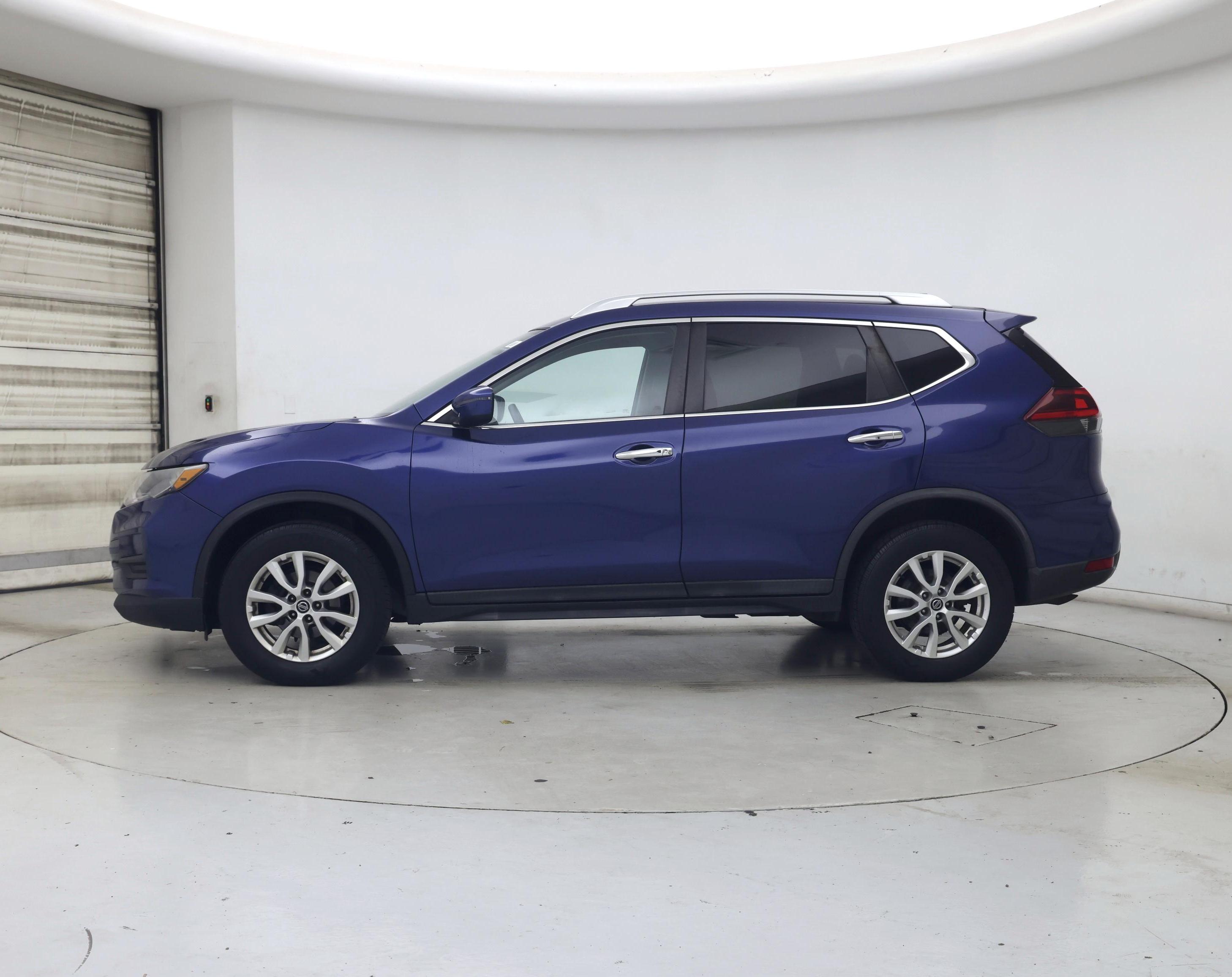 Thumbnail: 2018 Nissan Rogue - 3