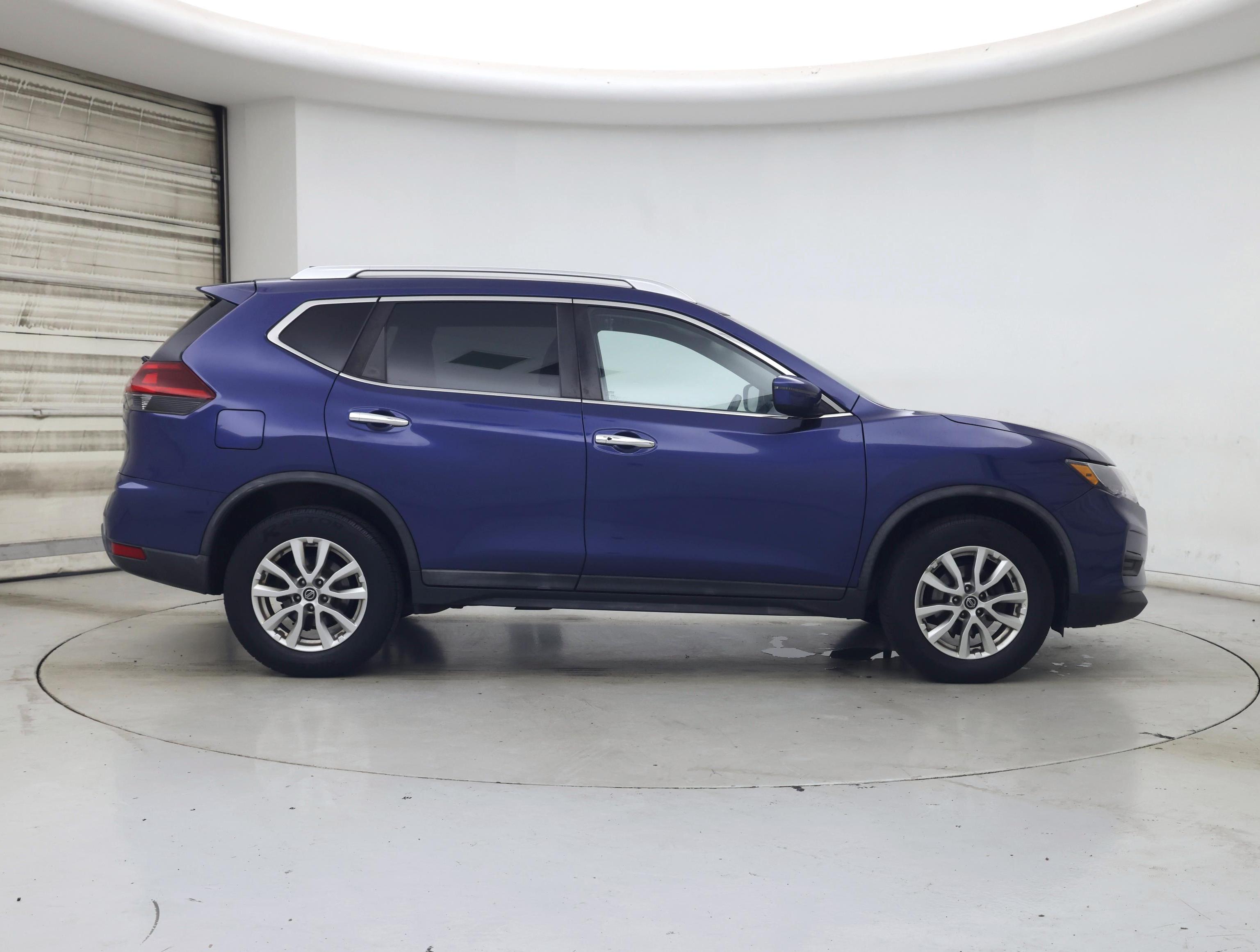 Thumbnail: 2018 Nissan Rogue - 7