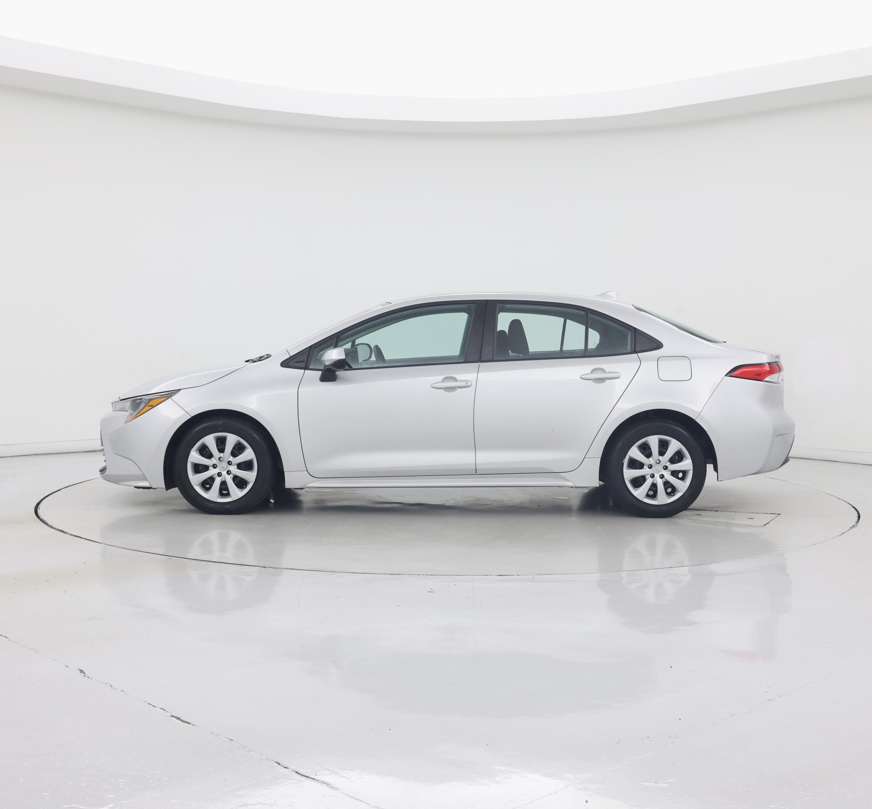 Thumbnail: 2023 Toyota Corolla - 3
