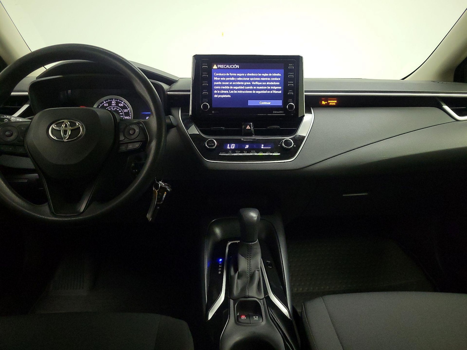 2021 Toyota Corolla LE - Photo 10