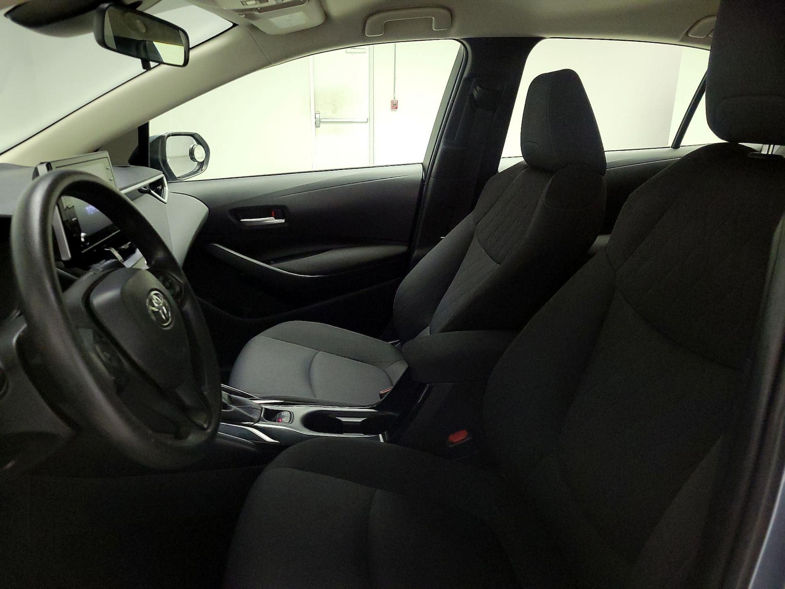 2021 Toyota Corolla LE - Photo 12