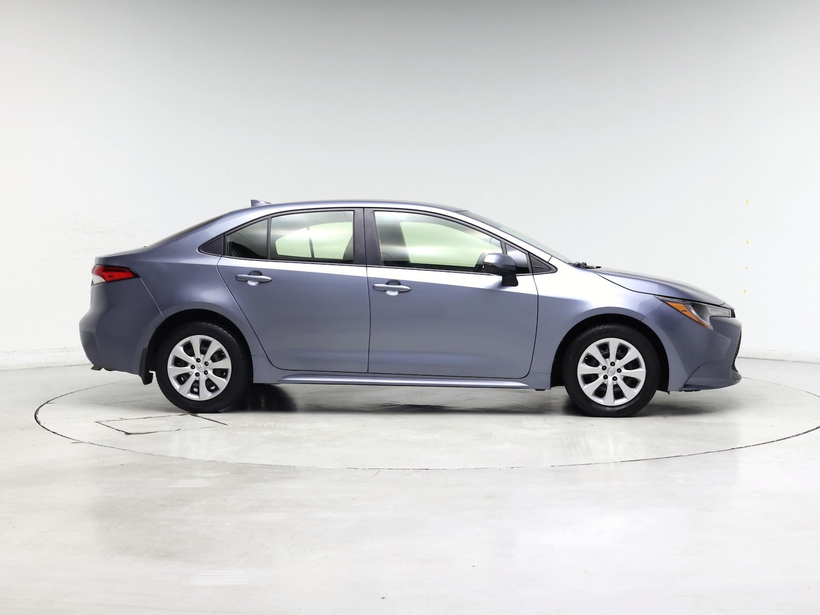 2021 Toyota Corolla LE - Photo 8