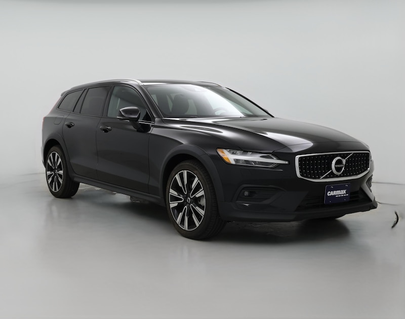 2022 Volvo V60 Cross Country T5