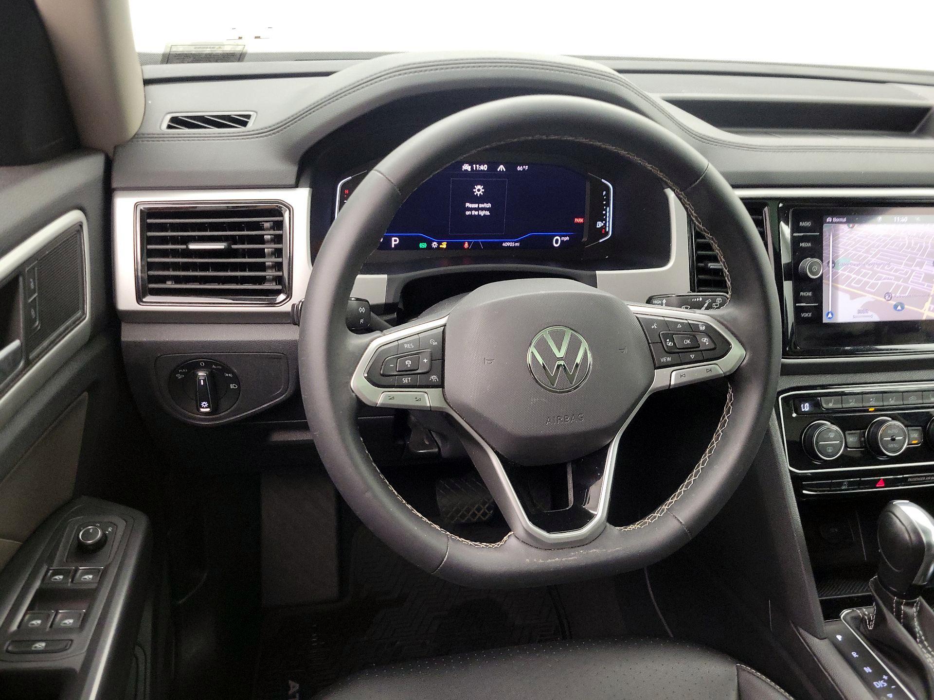 Thumbnail: 2021 Volkswagen Atlas - 10