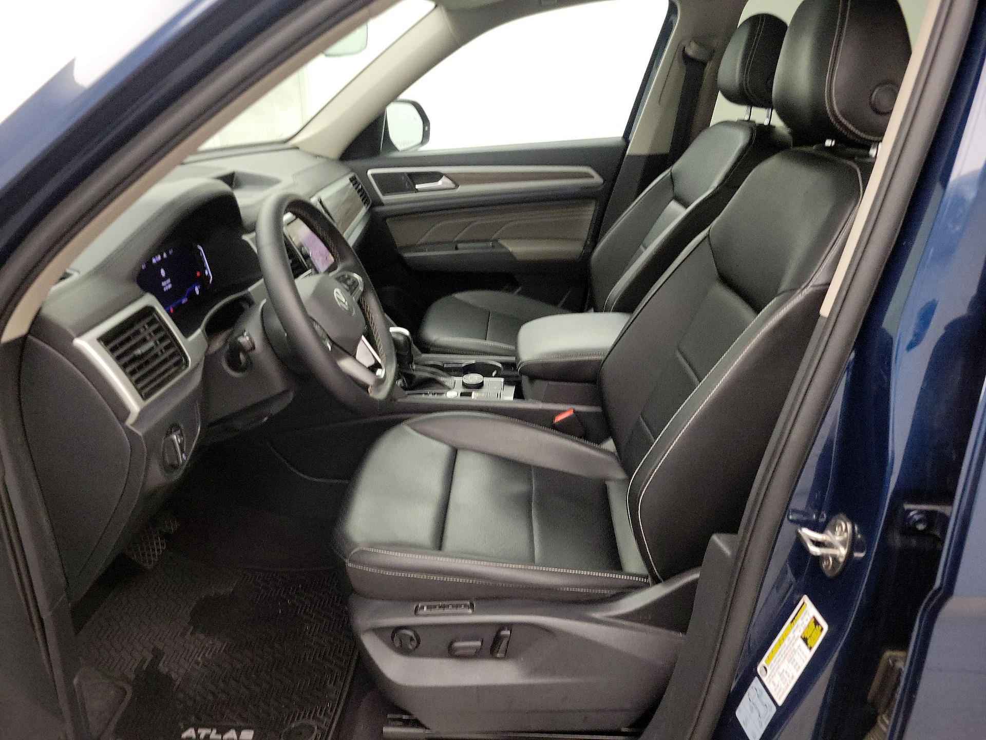 Thumbnail: 2021 Volkswagen Atlas - 11