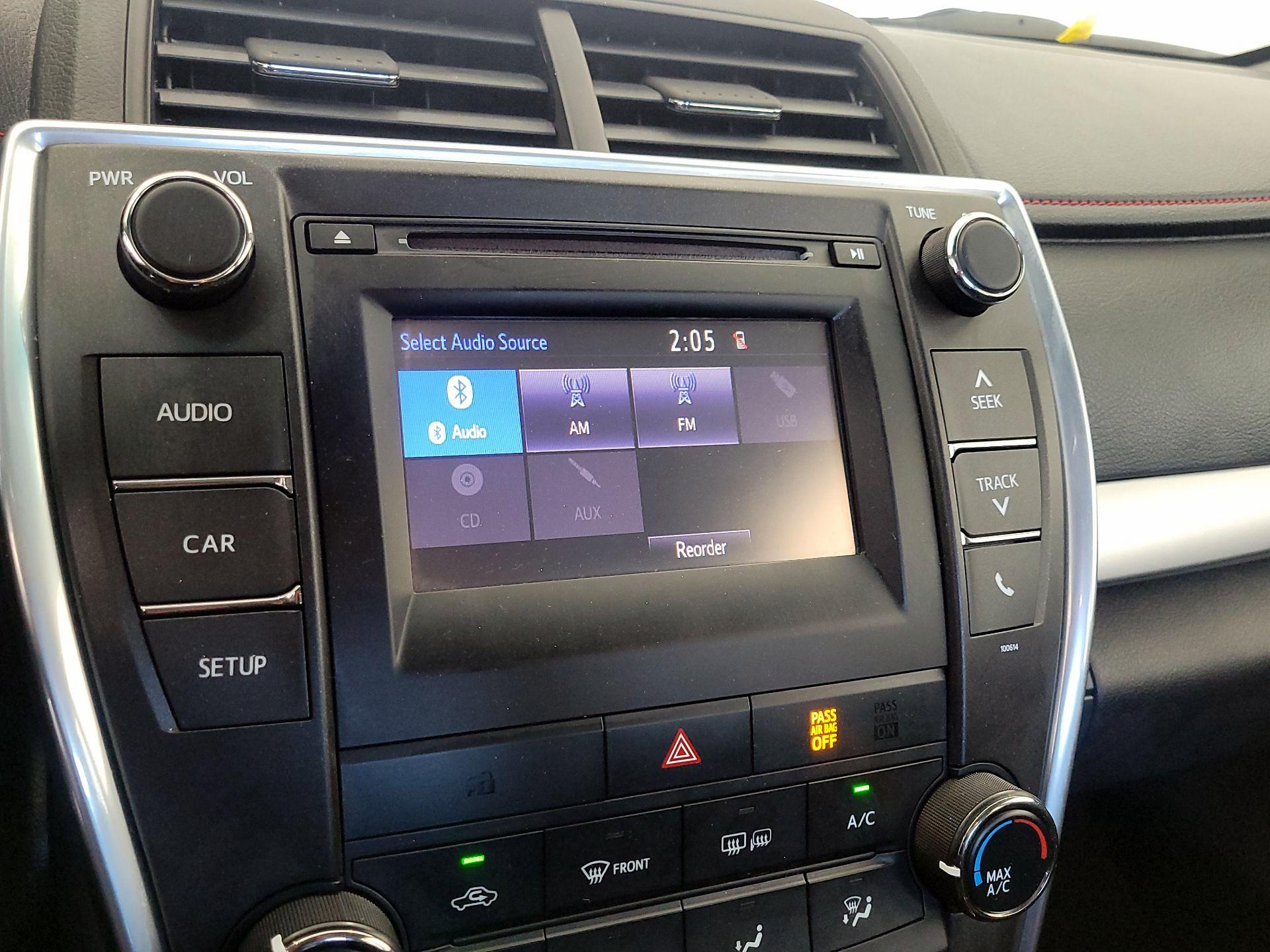 Thumbnail: 2016 Toyota Camry - 15