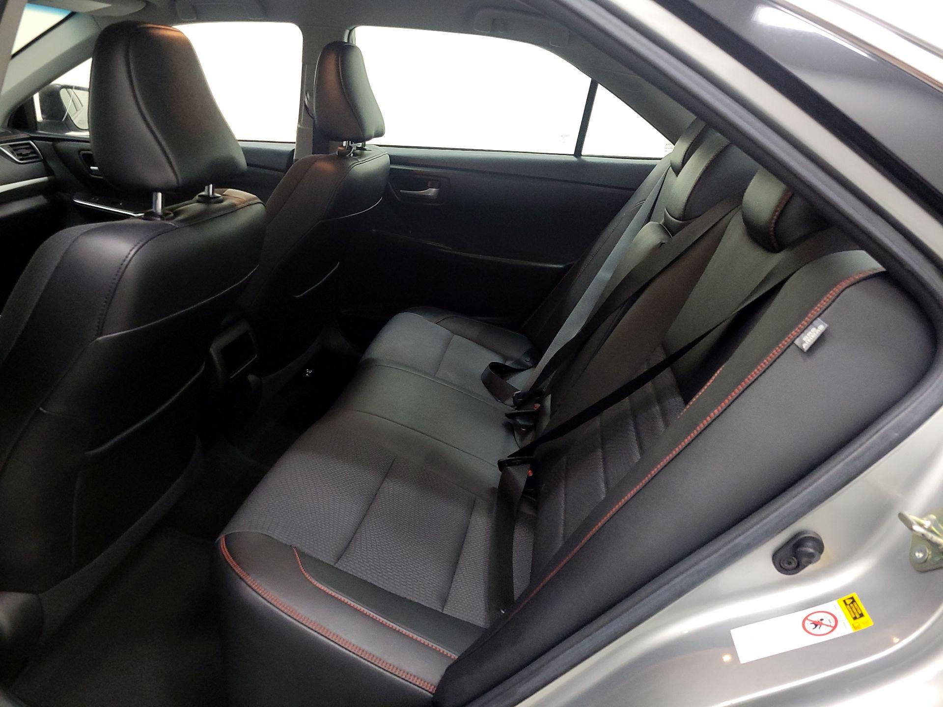 Thumbnail: 2016 Toyota Camry - 19