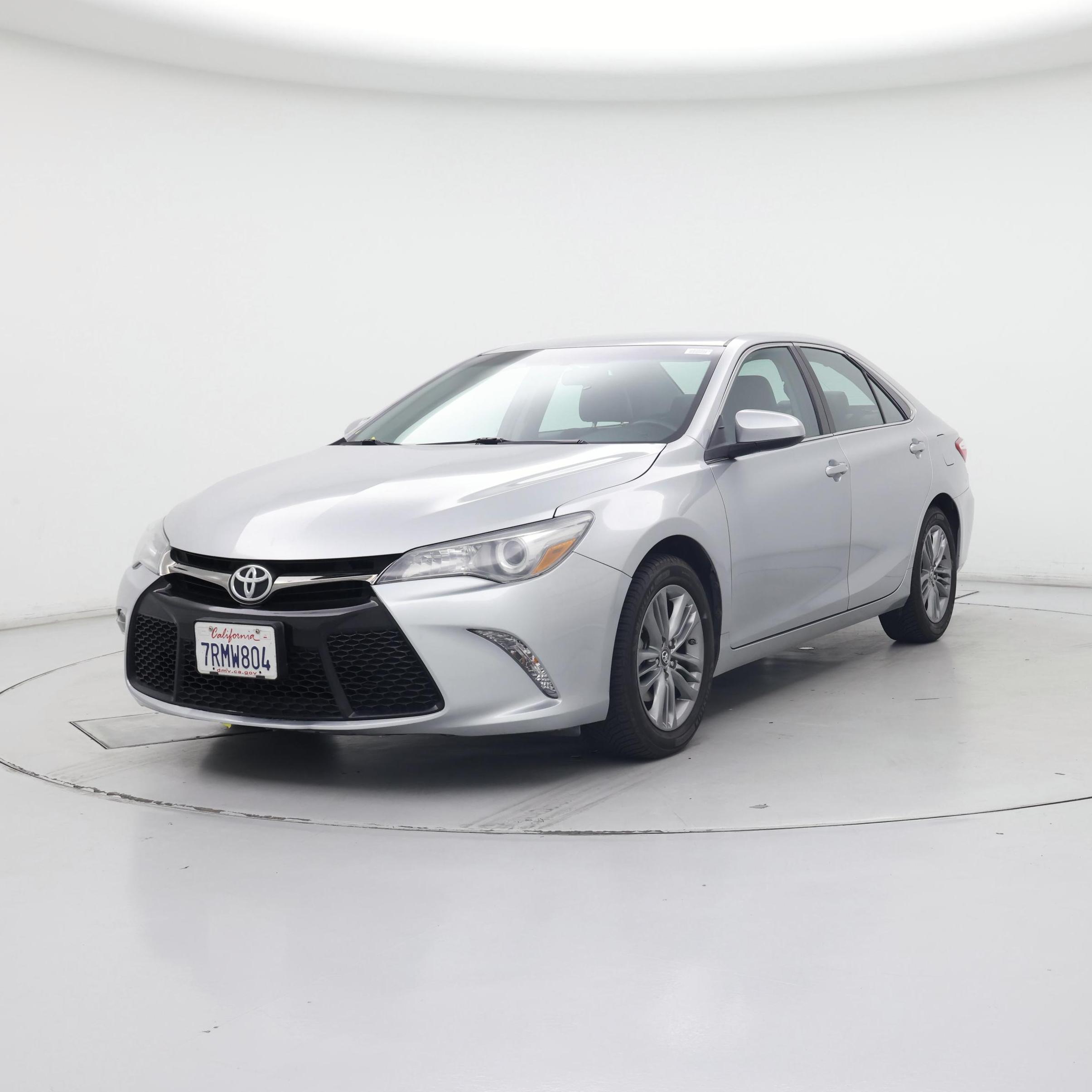 Thumbnail: 2016 Toyota Camry - 4