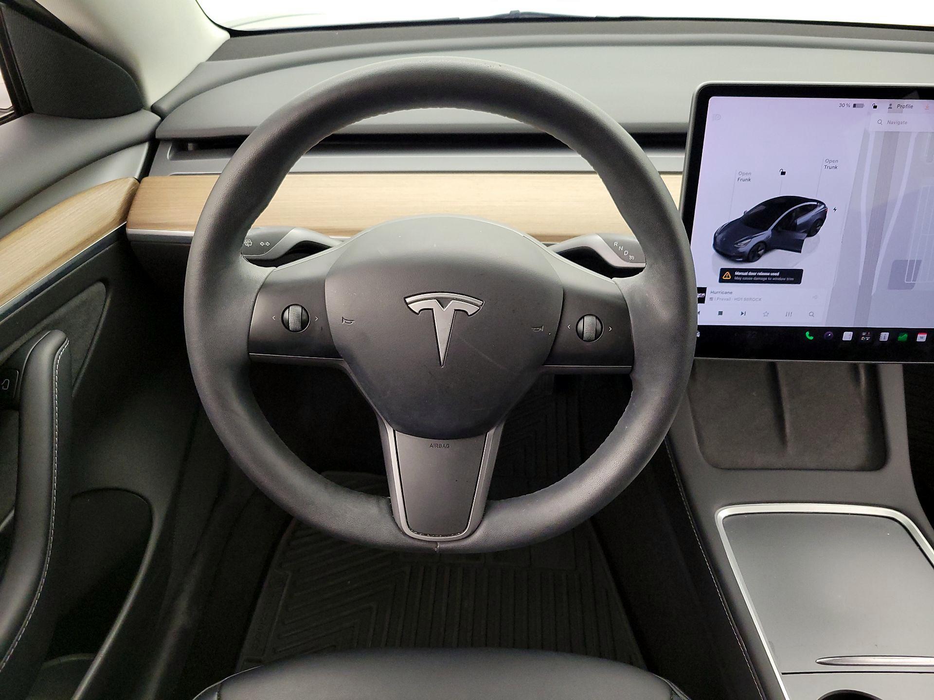 Thumbnail: 2023 Tesla Model 3 - 10