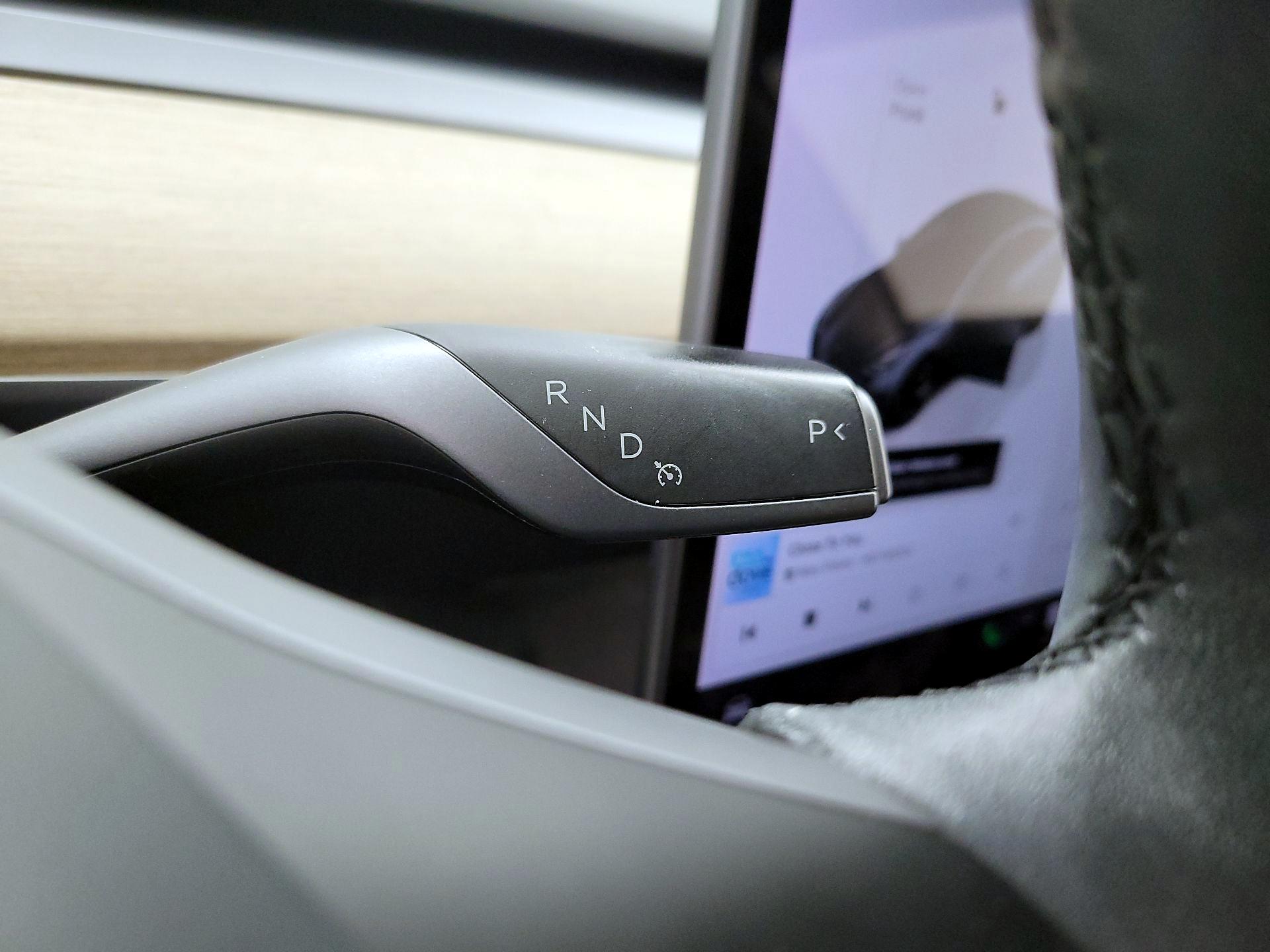 Thumbnail: 2023 Tesla Model 3 - 17