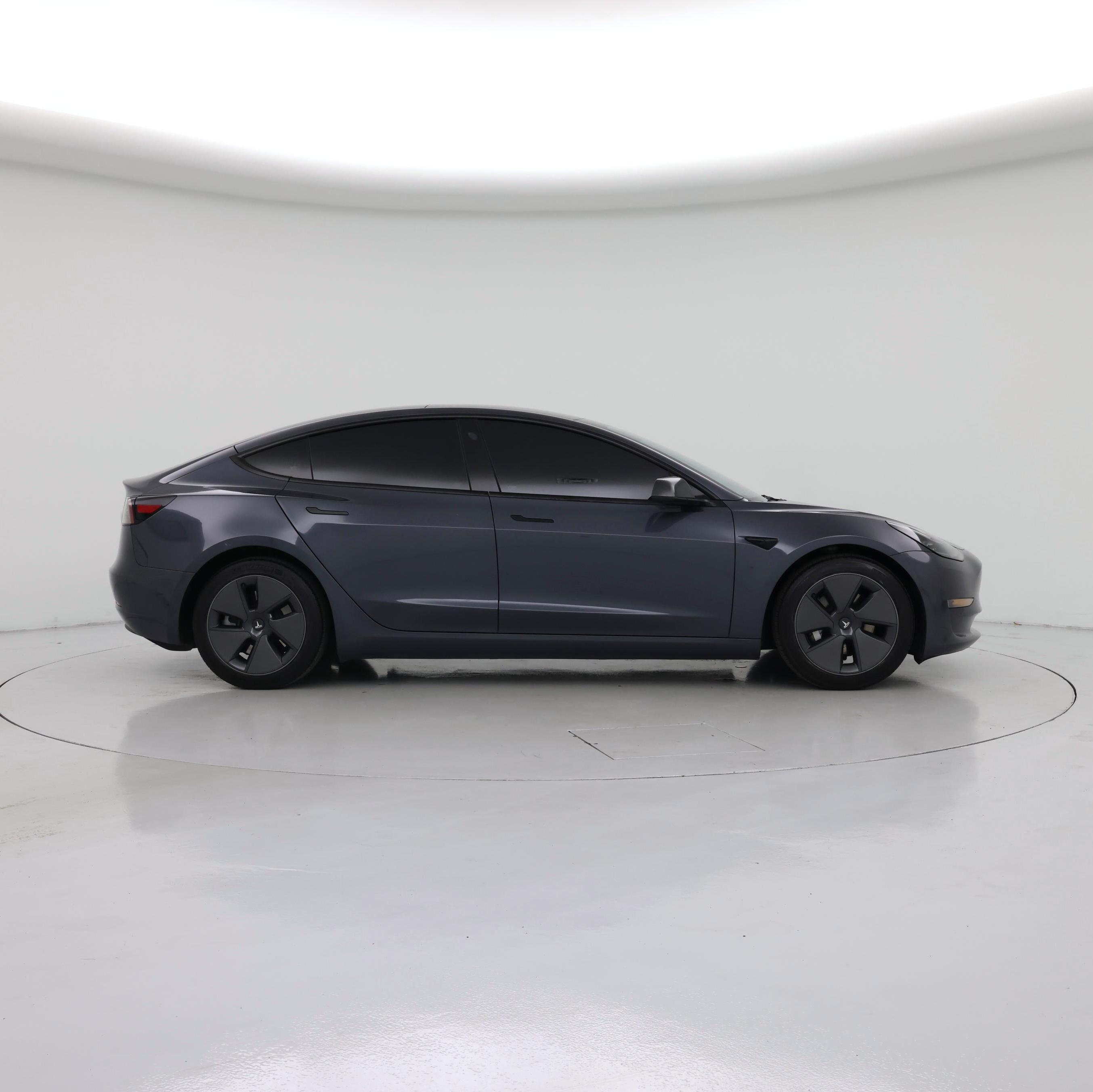 Thumbnail: 2023 Tesla Model 3 - 7