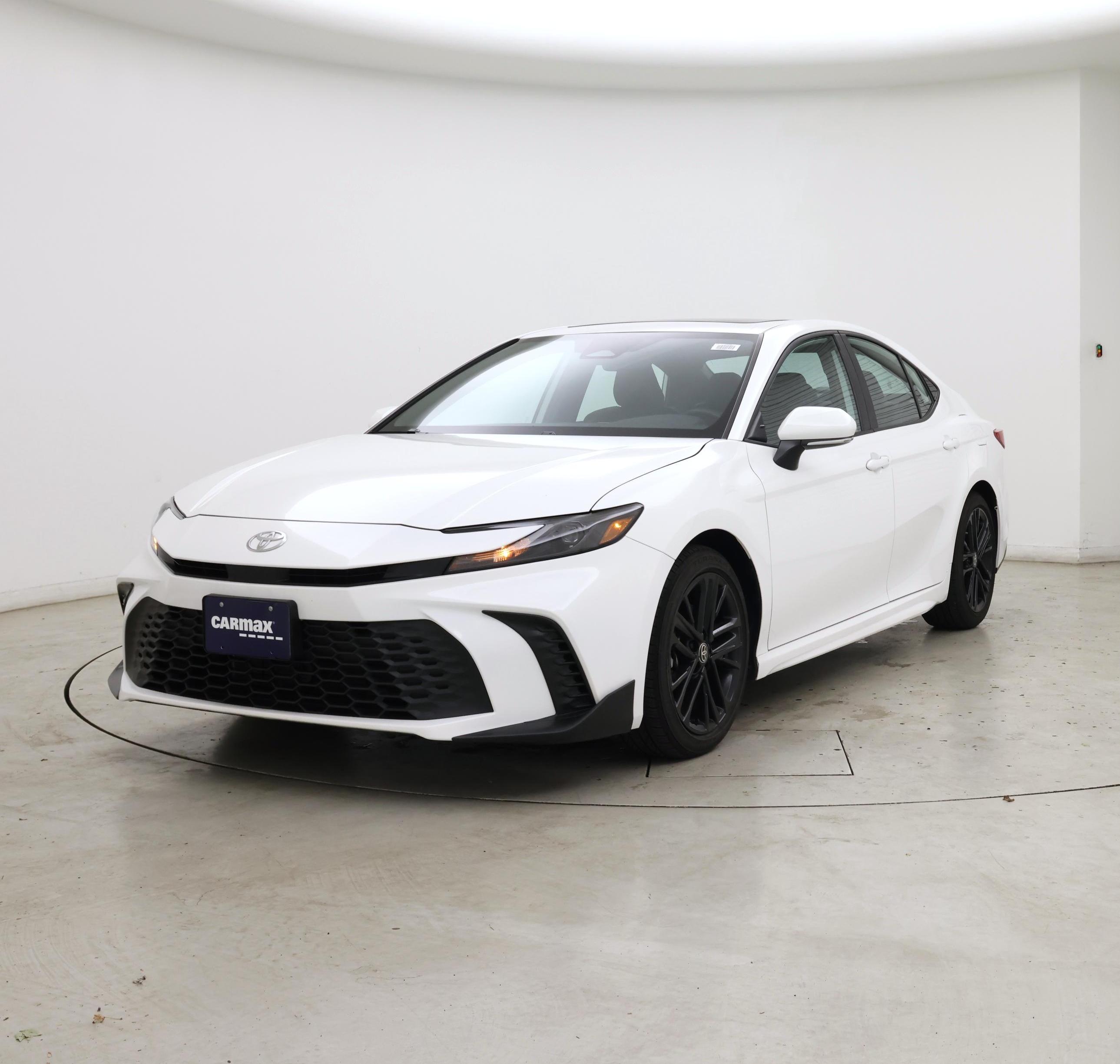 Thumbnail: 2025 Toyota Camry - 4