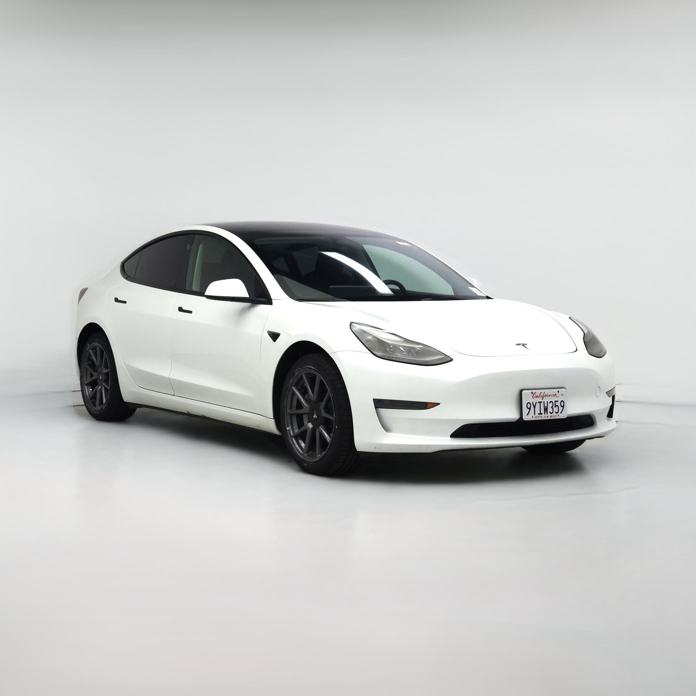 Thumbnail: 2023 Tesla Model 3 - 1