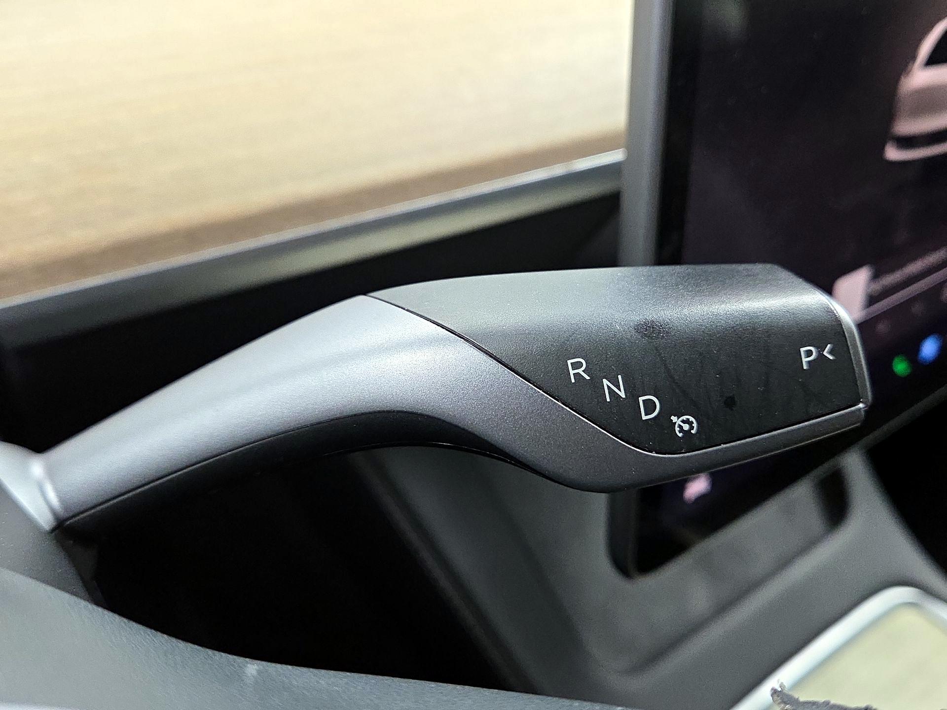 Thumbnail: 2023 Tesla Model 3 - 17