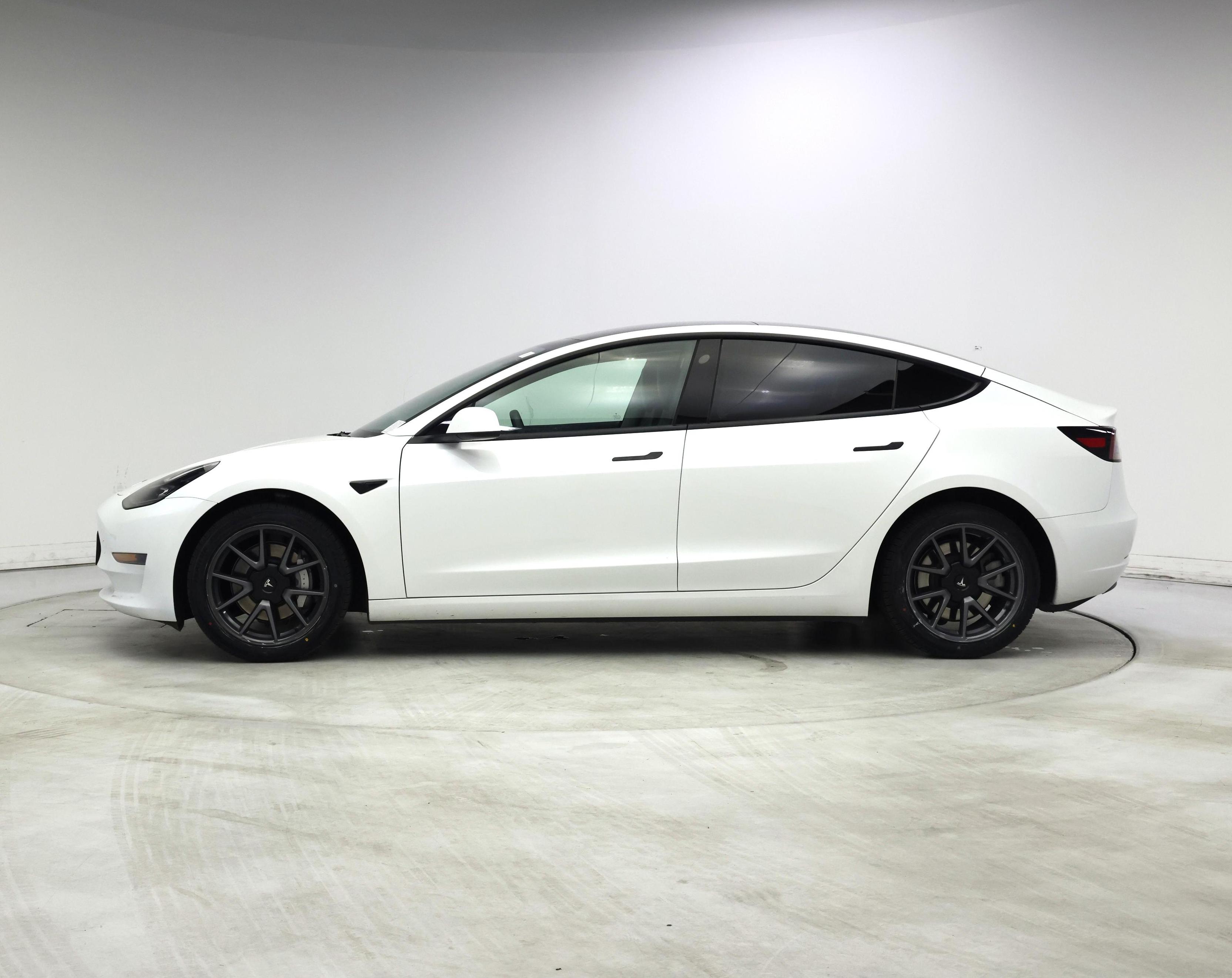 Thumbnail: 2023 Tesla Model 3 - 3