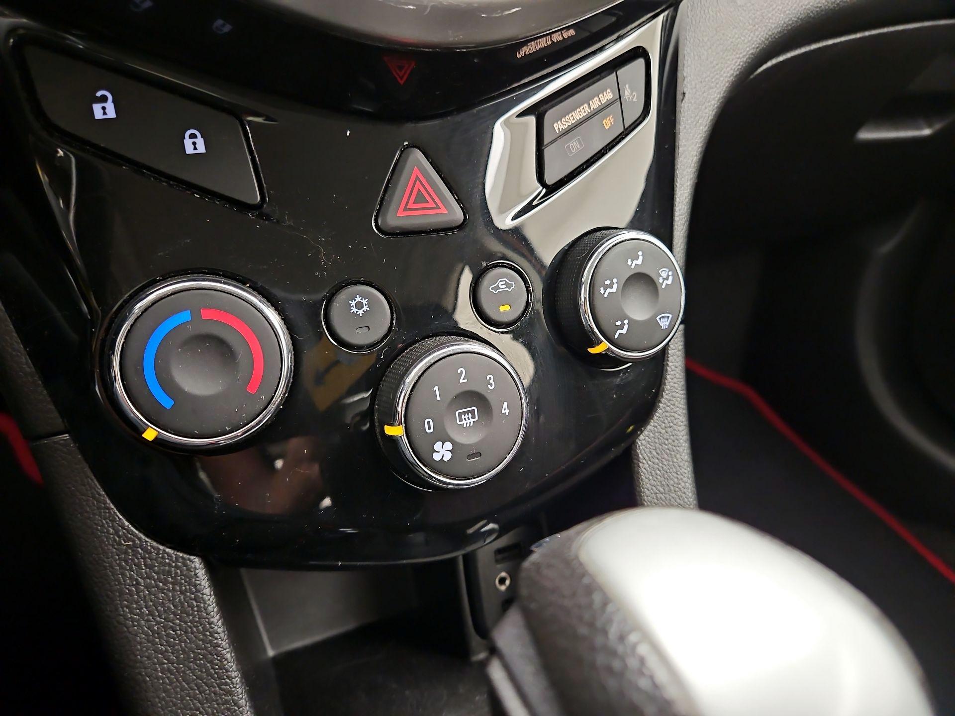 Thumbnail: 2017 Chevrolet Sonic - 16
