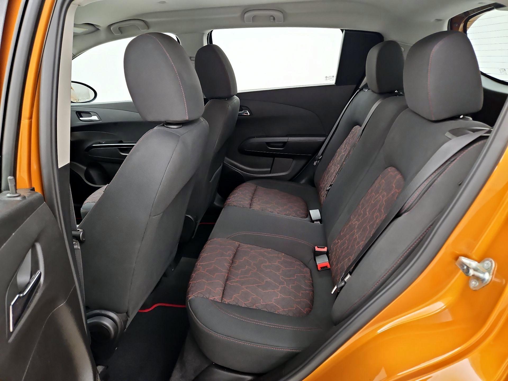 Thumbnail: 2017 Chevrolet Sonic - 19