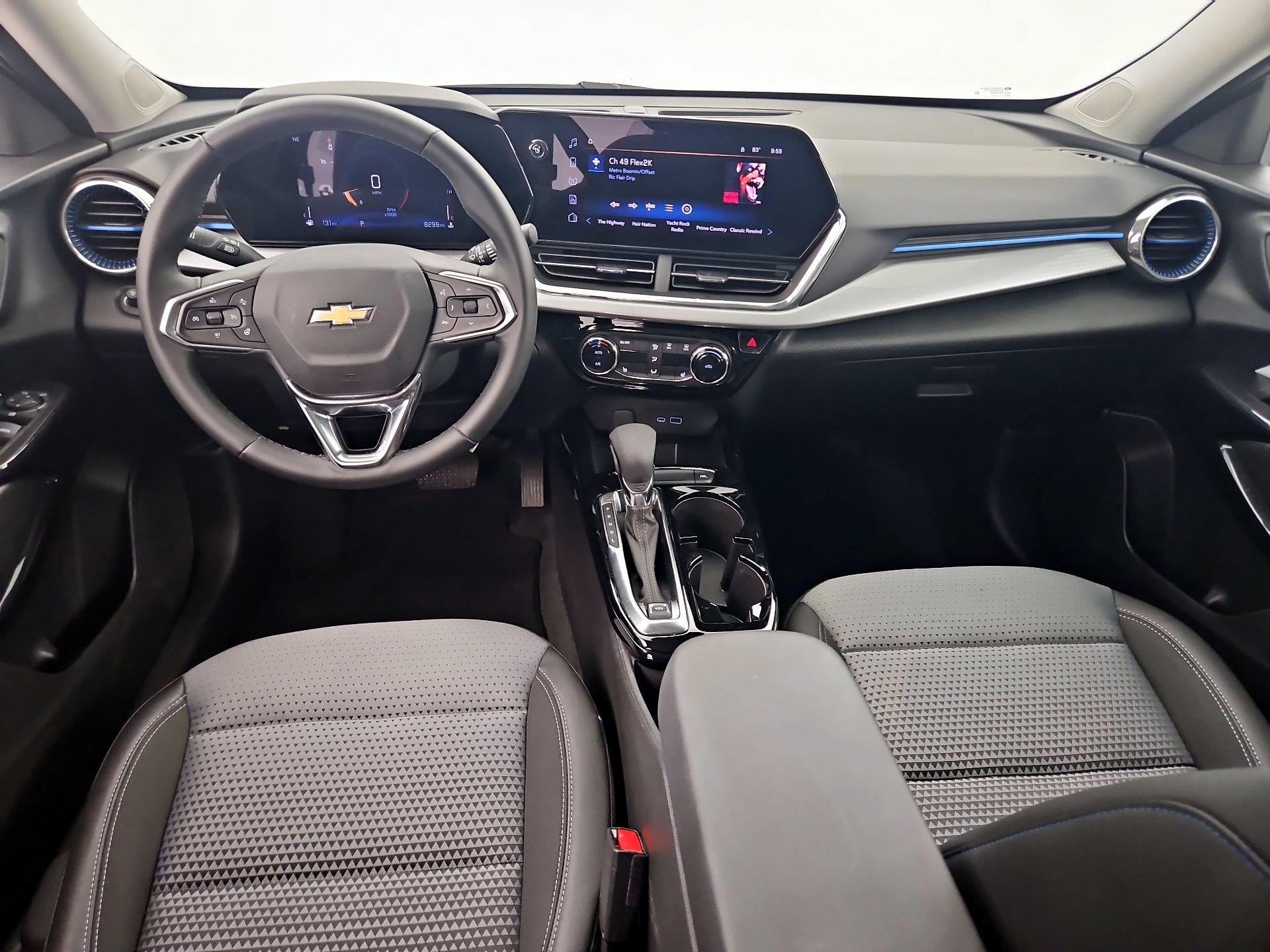 Thumbnail: 2025 Chevrolet Trax - 9