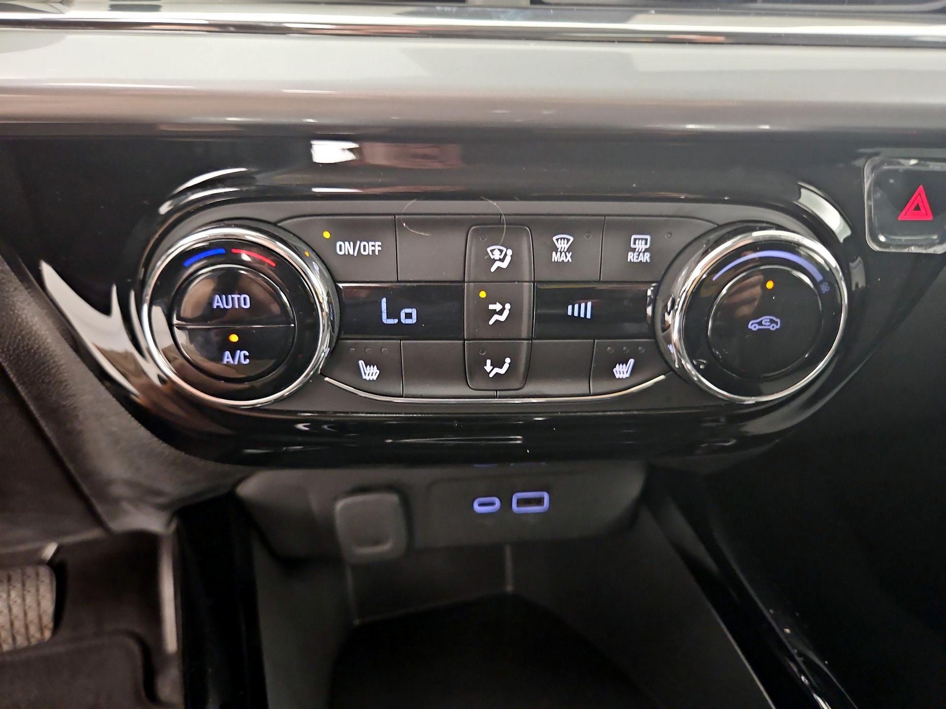 Thumbnail: 2025 Chevrolet Trax - 16