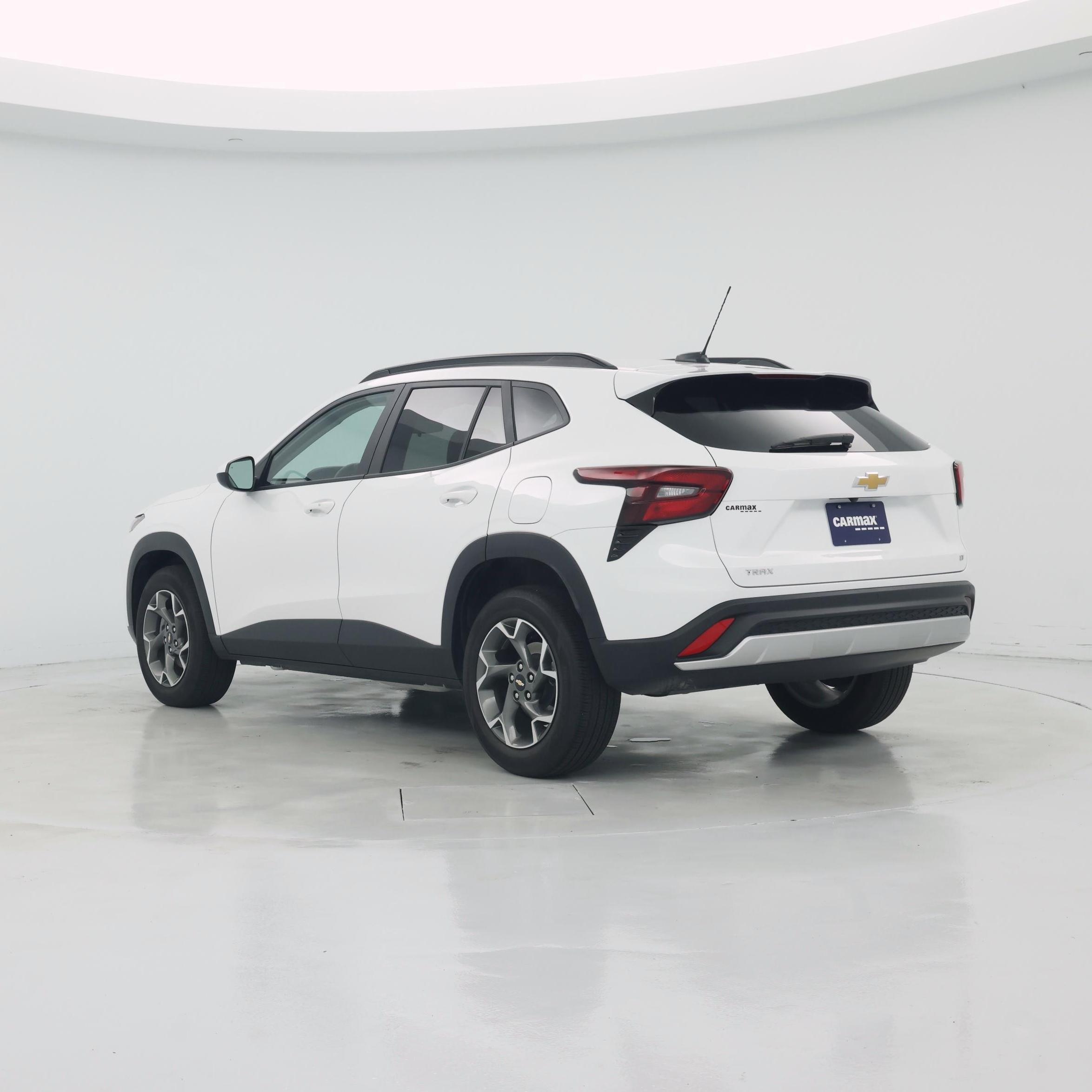 Thumbnail: 2025 Chevrolet Trax - 2