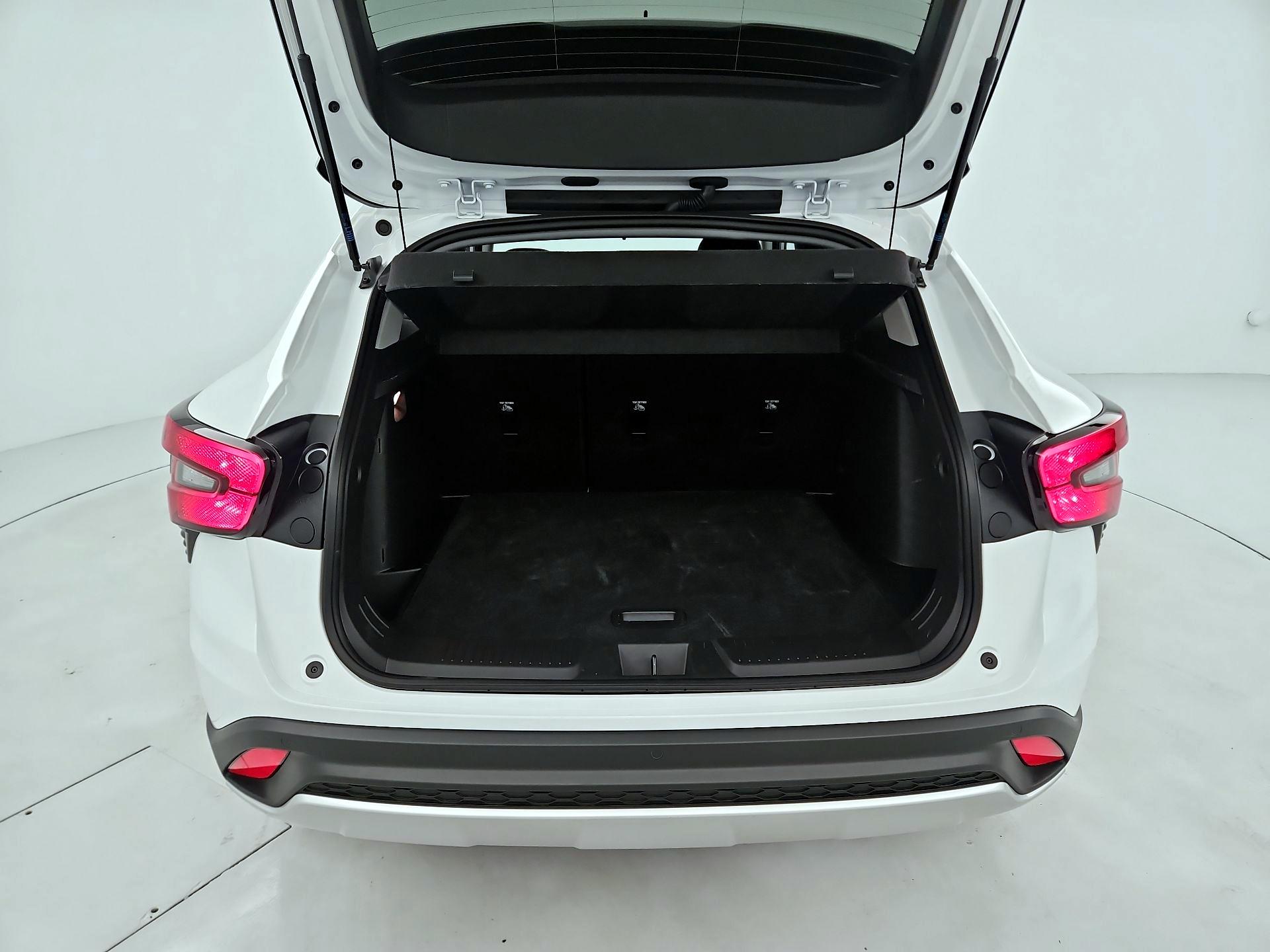Thumbnail: 2025 Chevrolet Trax - 20
