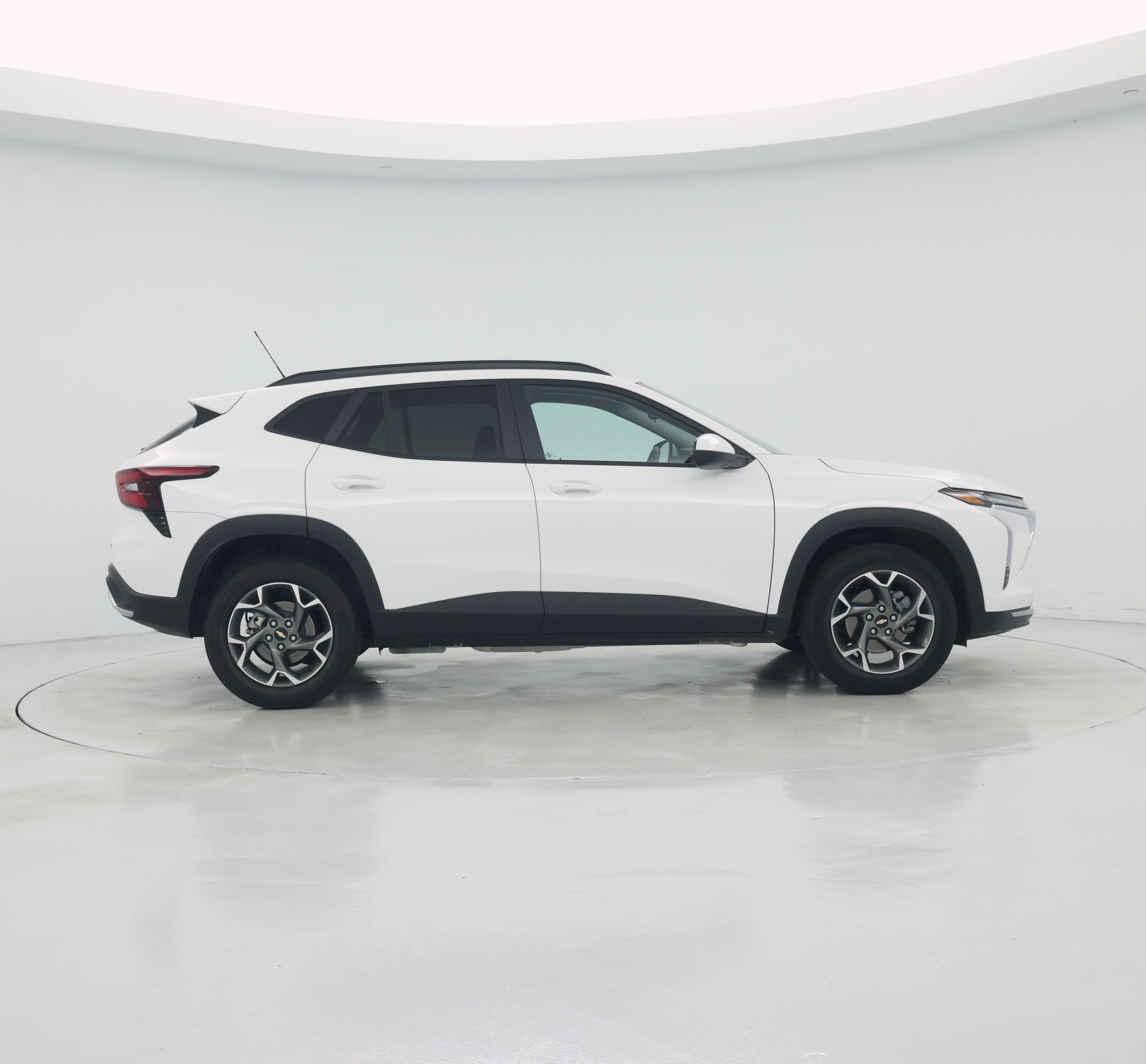 Thumbnail: 2025 Chevrolet Trax - 7