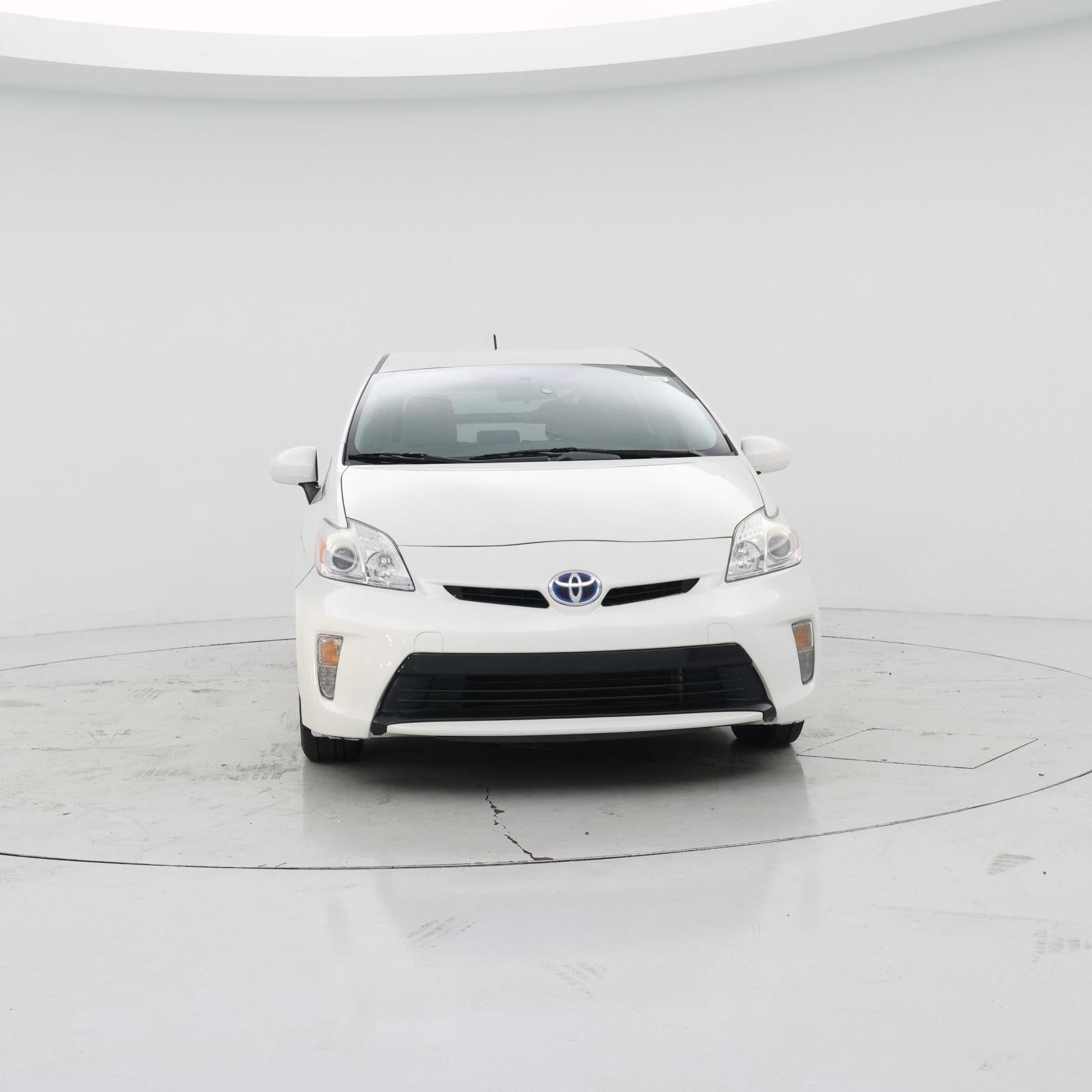 Thumbnail: 2015 Toyota Prius - 5
