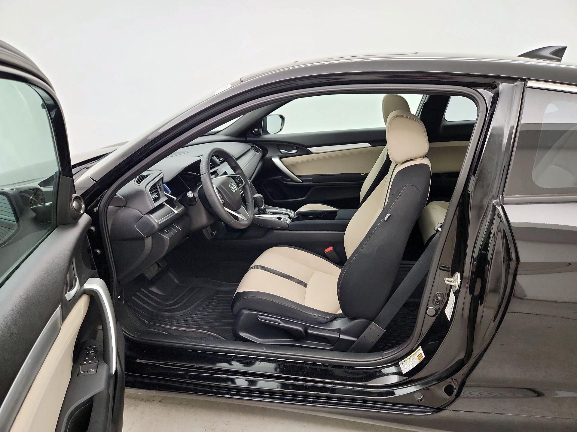 Thumbnail: 2016 Honda Civic - 11