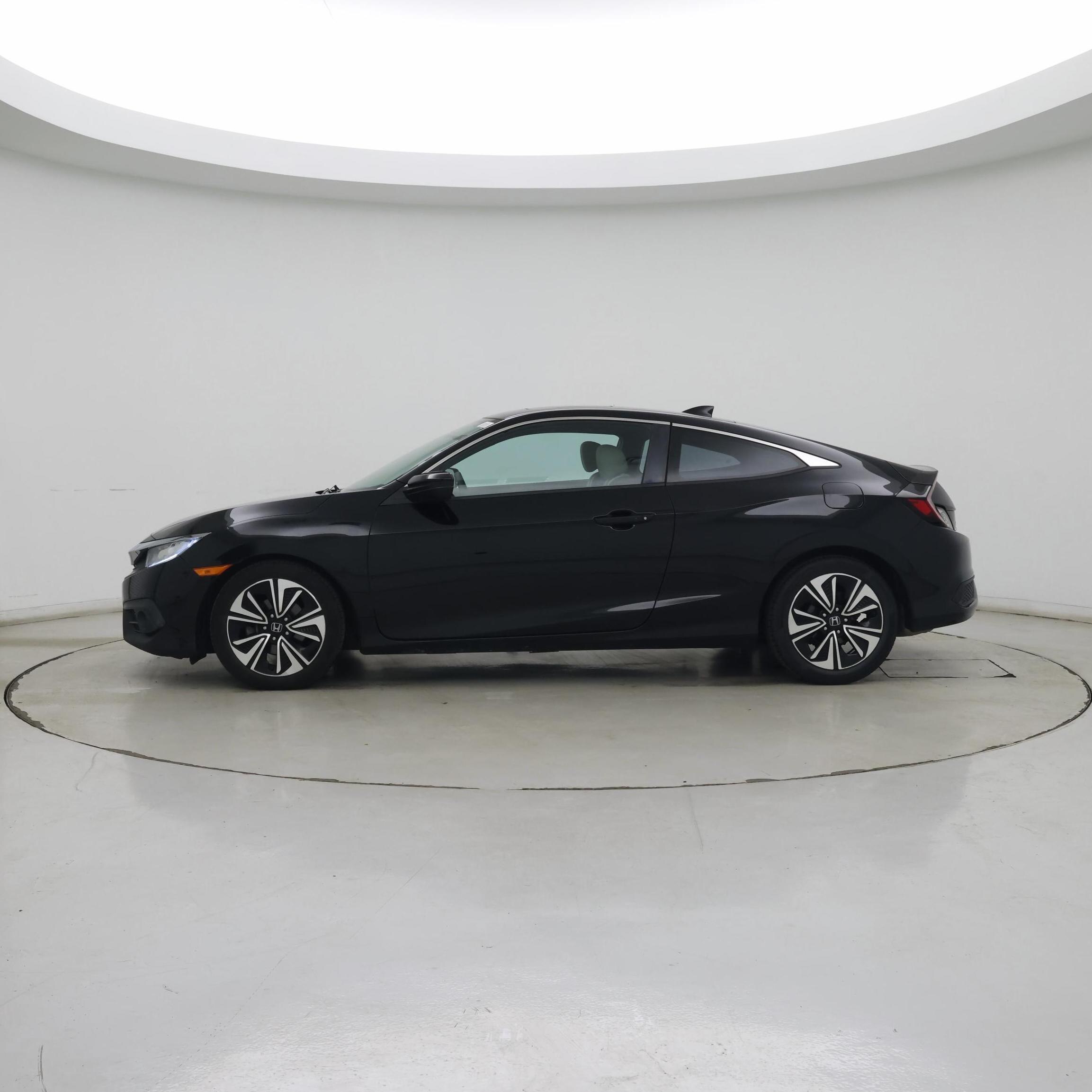 Thumbnail: 2016 Honda Civic - 3