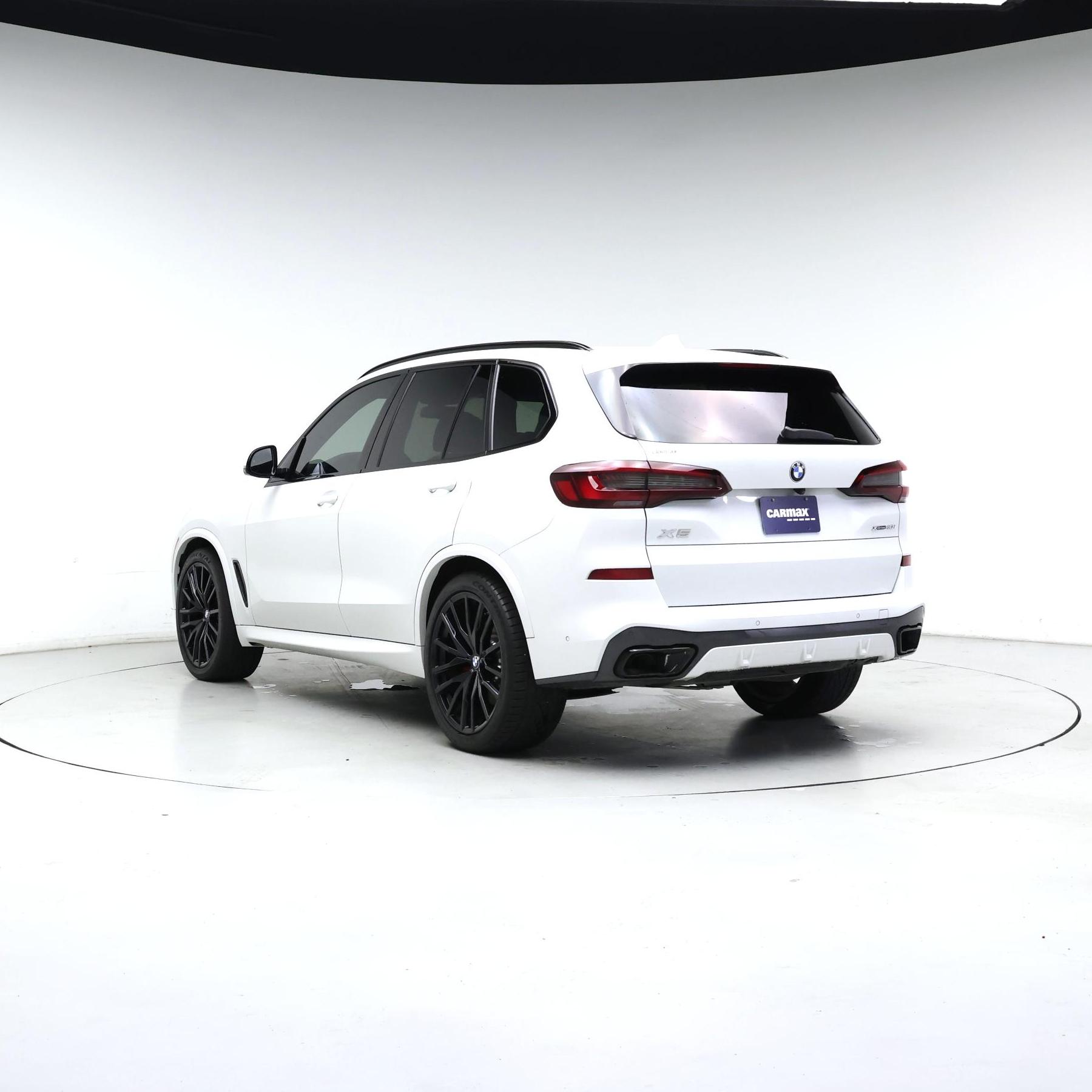 Thumbnail: 2021 BMW X5 - 2