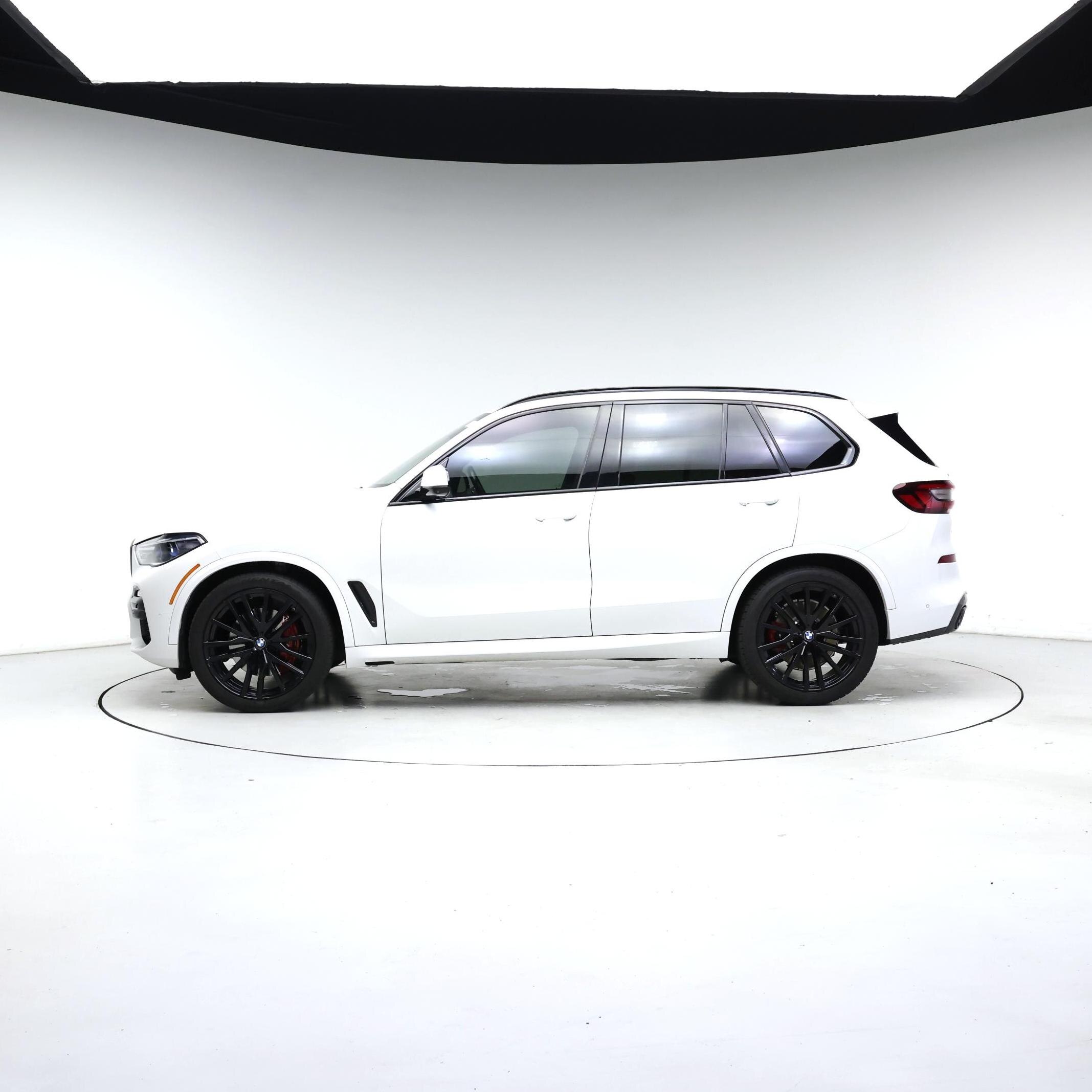 Thumbnail: 2021 BMW X5 - 3
