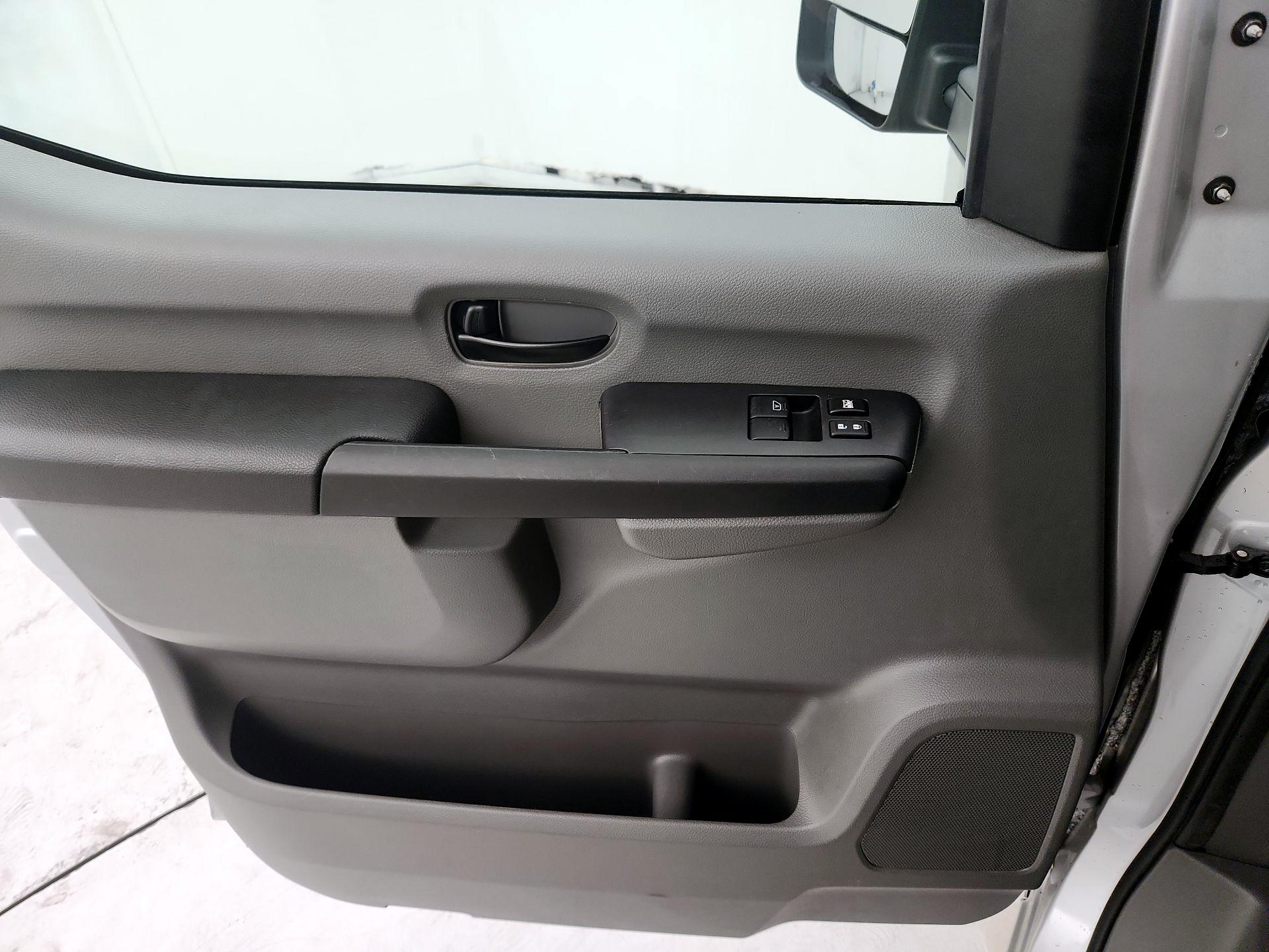 Thumbnail: 2020 Nissan NV - 12
