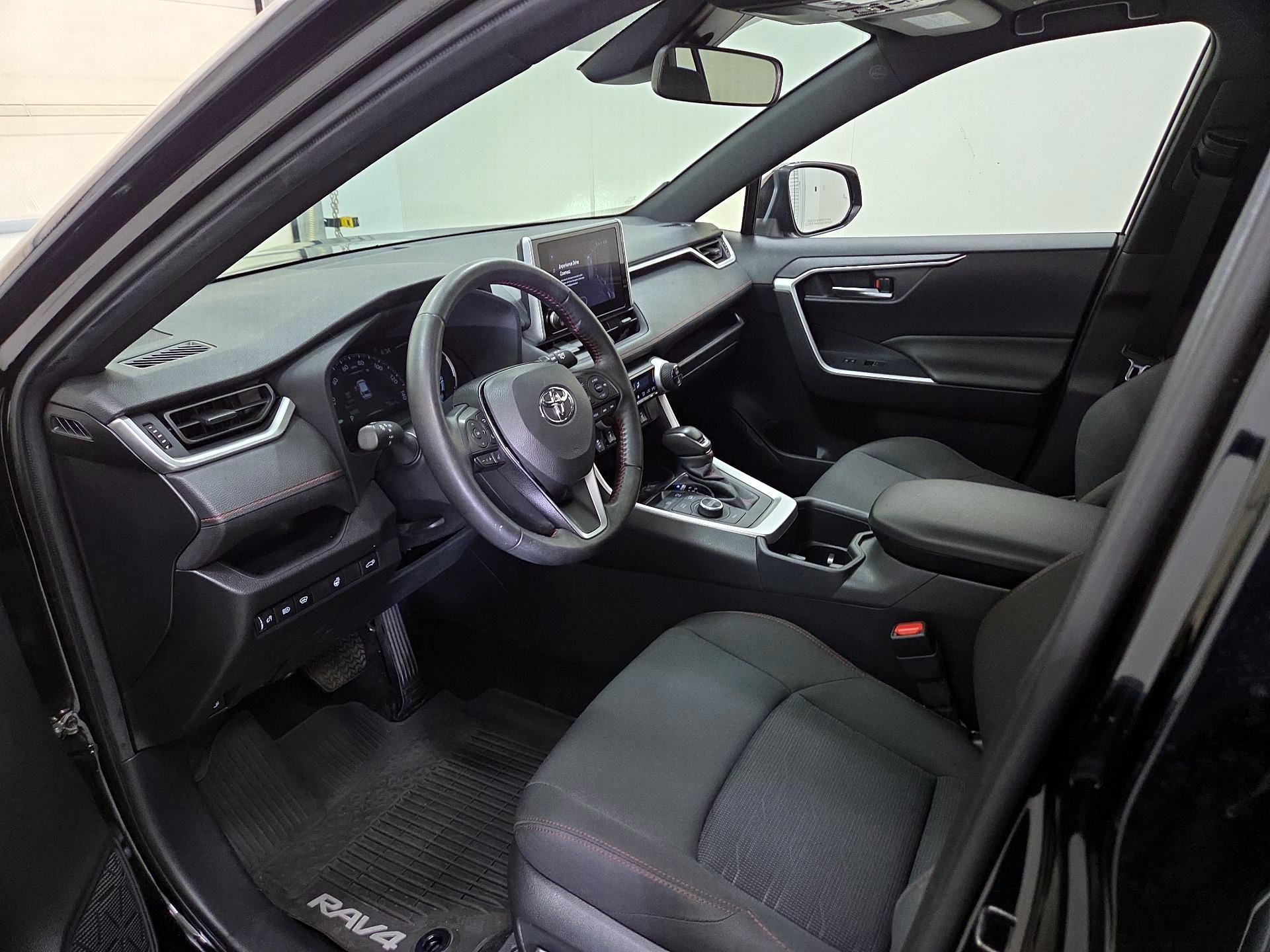 Thumbnail: 2023 Toyota RAV4 - 11