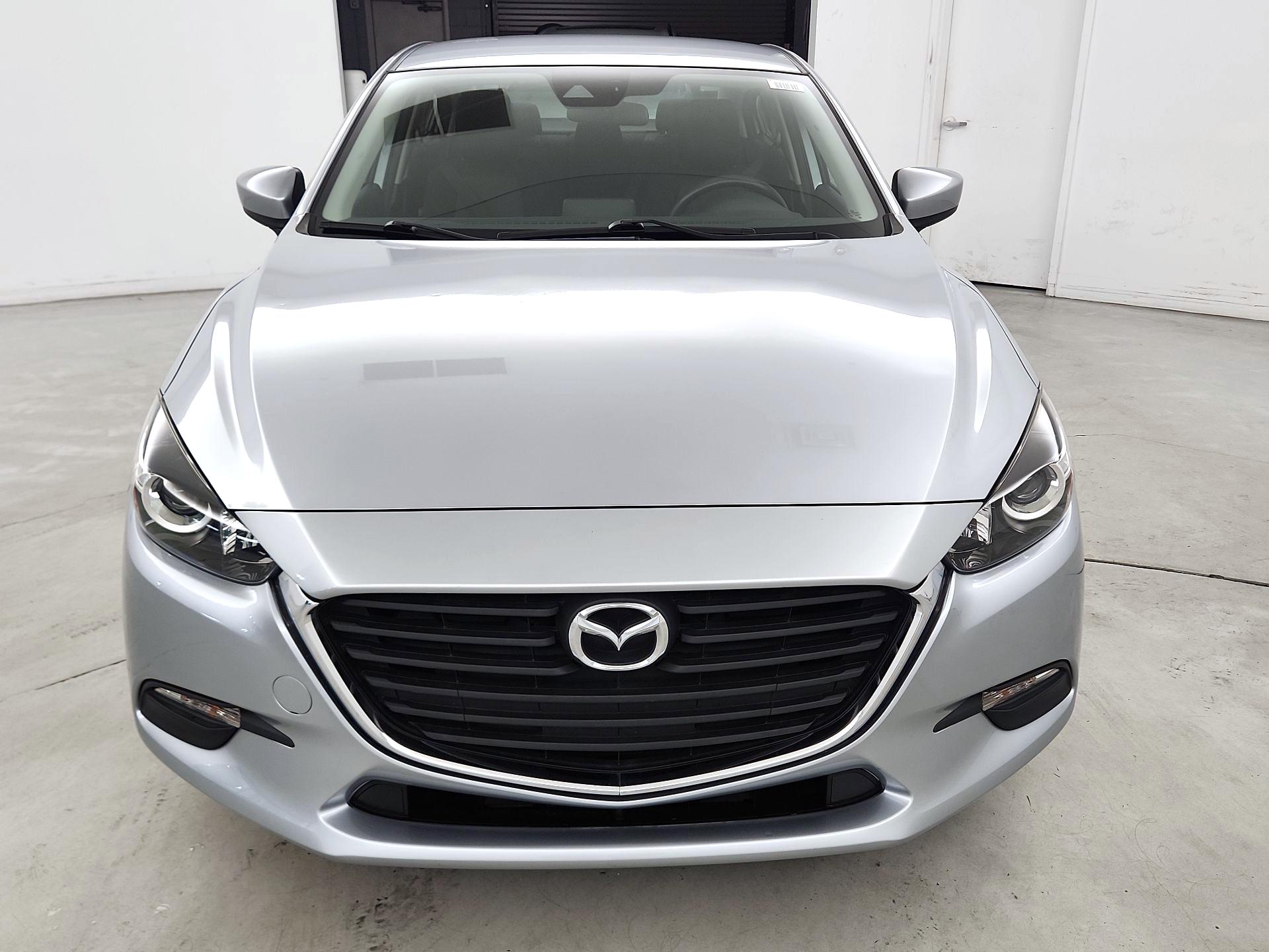 Thumbnail: 2018 Mazda Mazda3 - 2