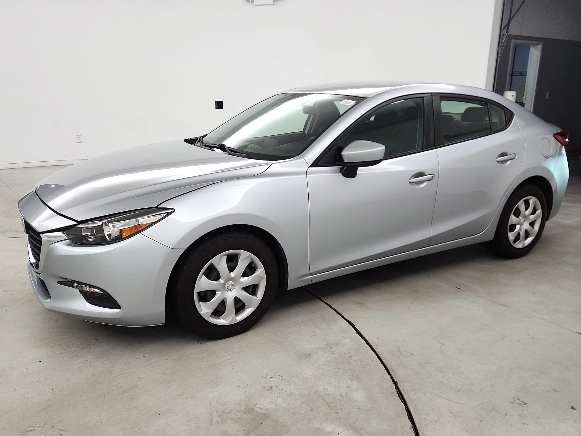 Thumbnail: 2018 Mazda Mazda3 - 3