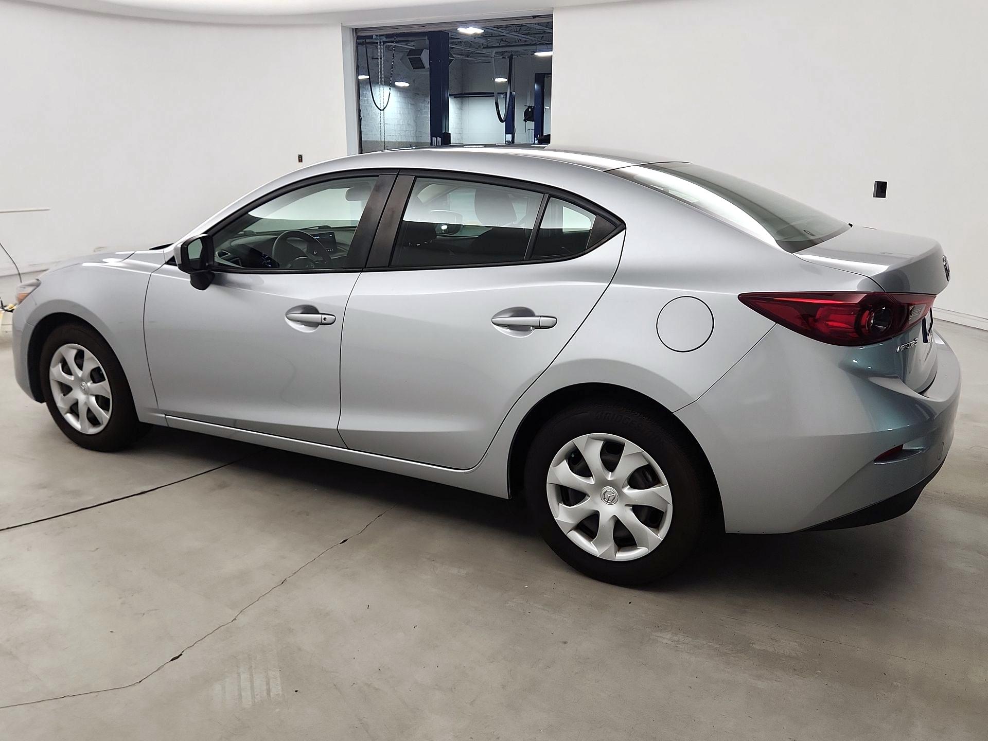 Thumbnail: 2018 Mazda Mazda3 - 7