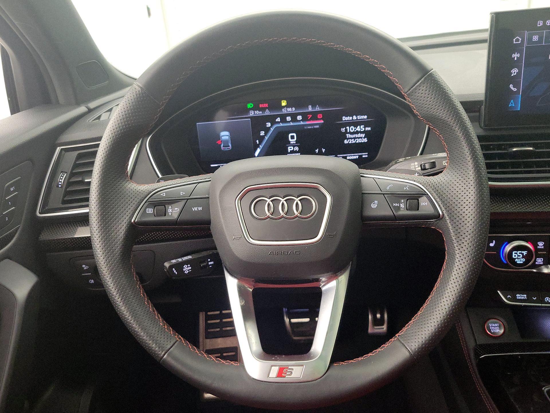 Thumbnail: 2024 Audi SQ5 - 10