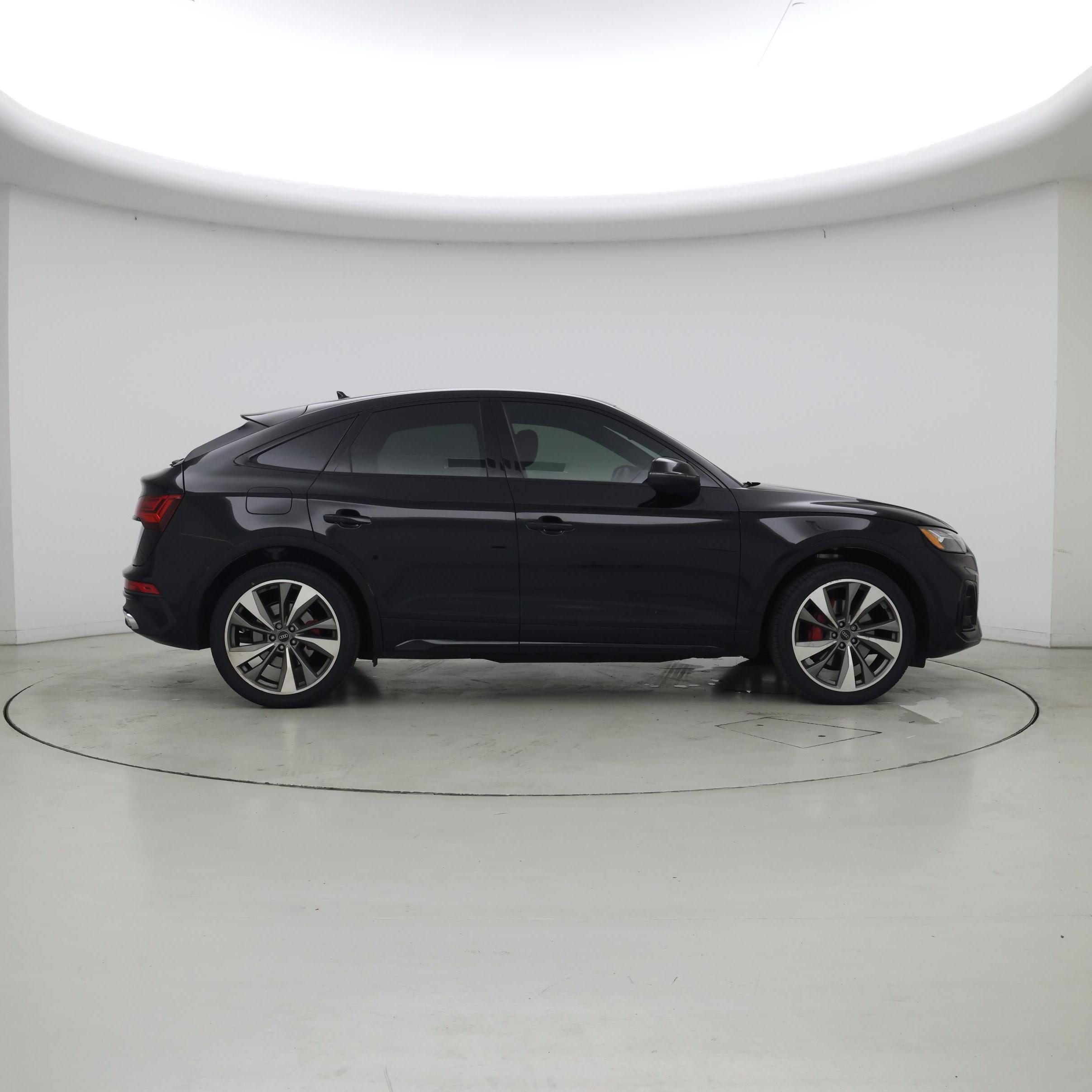 Thumbnail: 2024 Audi SQ5 - 7
