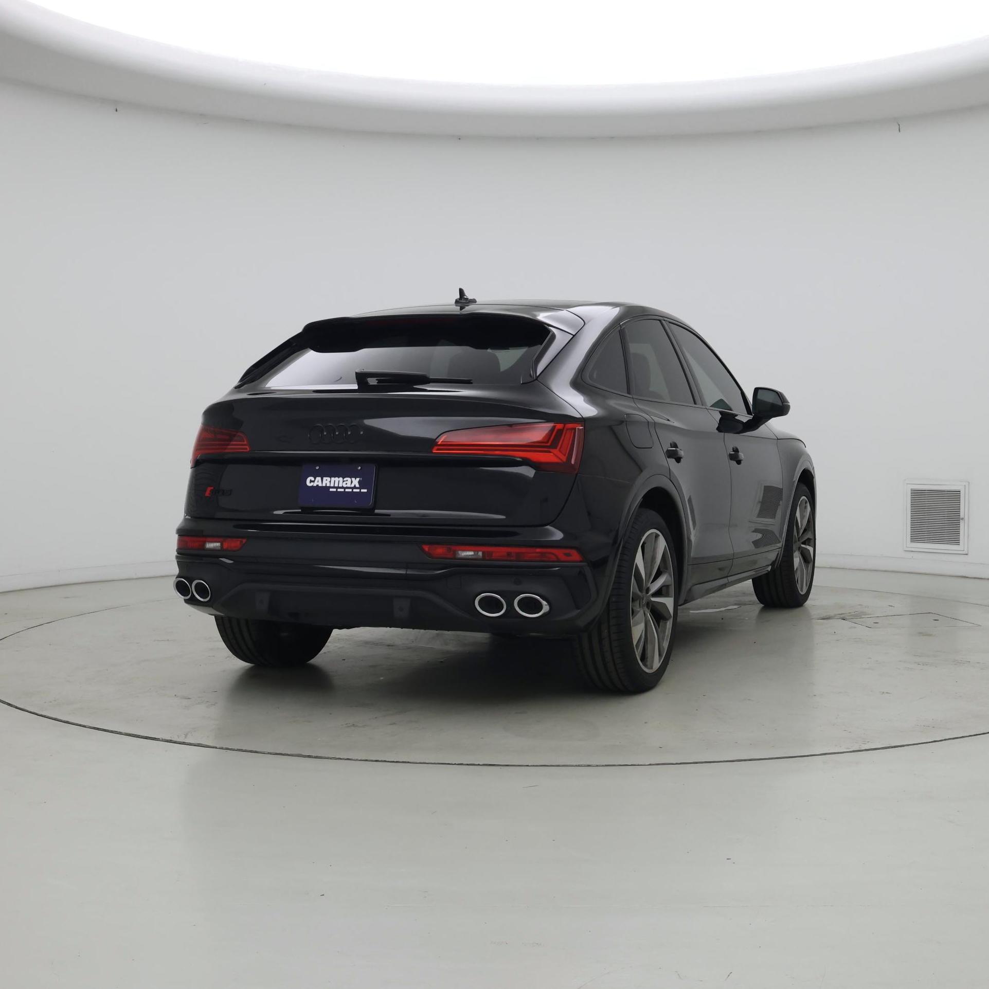 Thumbnail: 2024 Audi SQ5 - 8
