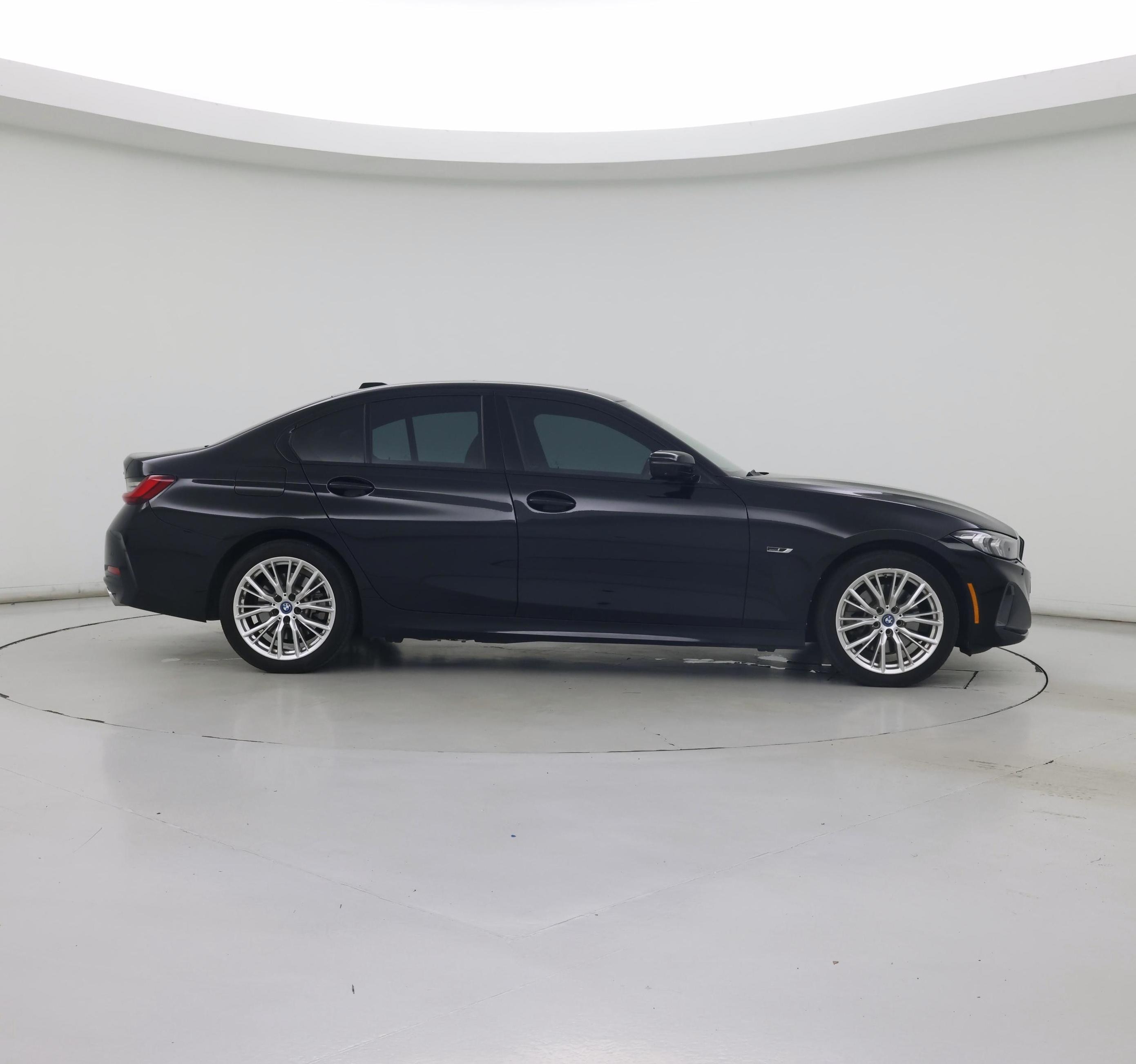 Thumbnail: 2023 BMW 3 Series - 7