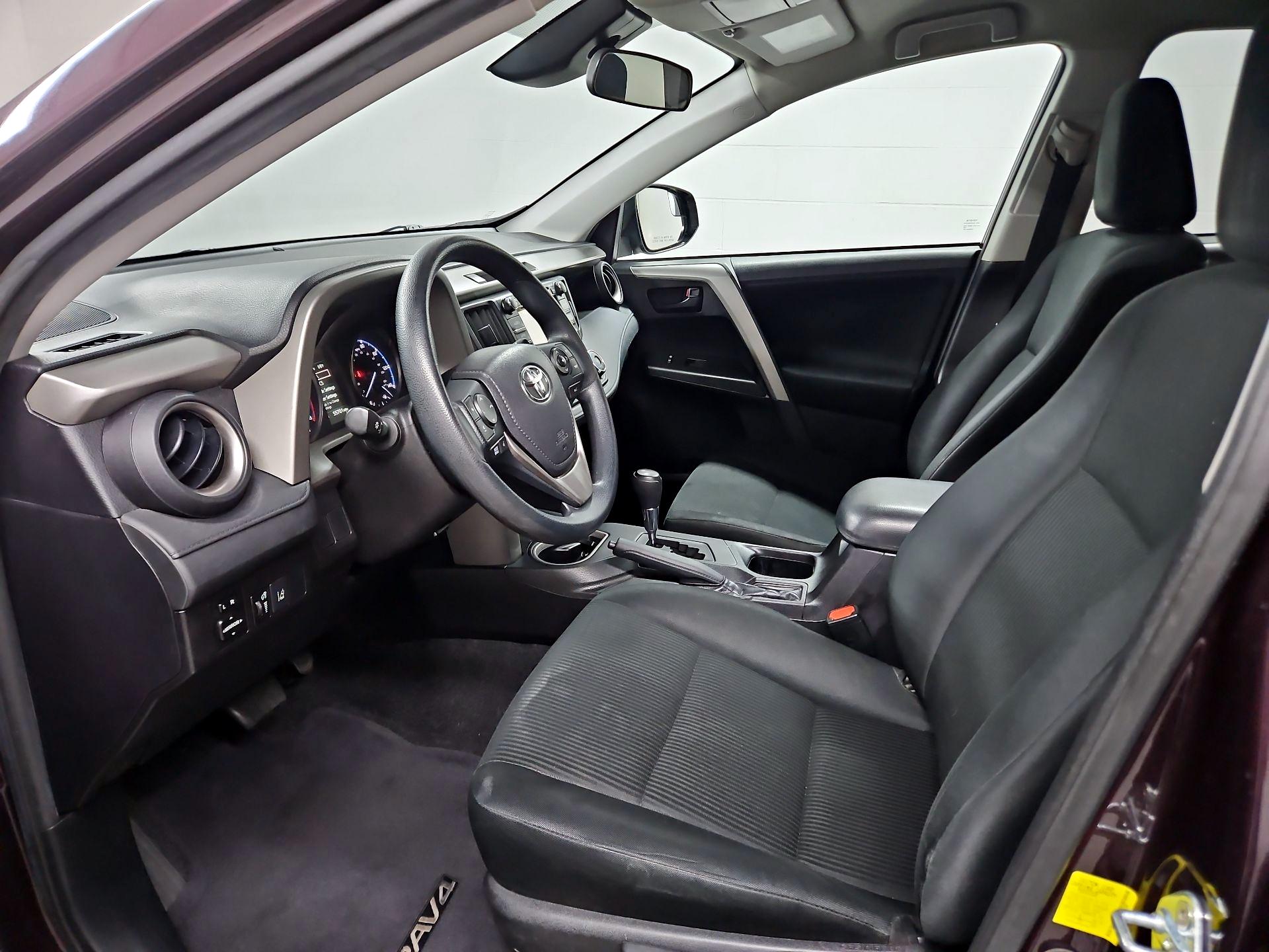 Thumbnail: 2017 Toyota RAV4 - 11