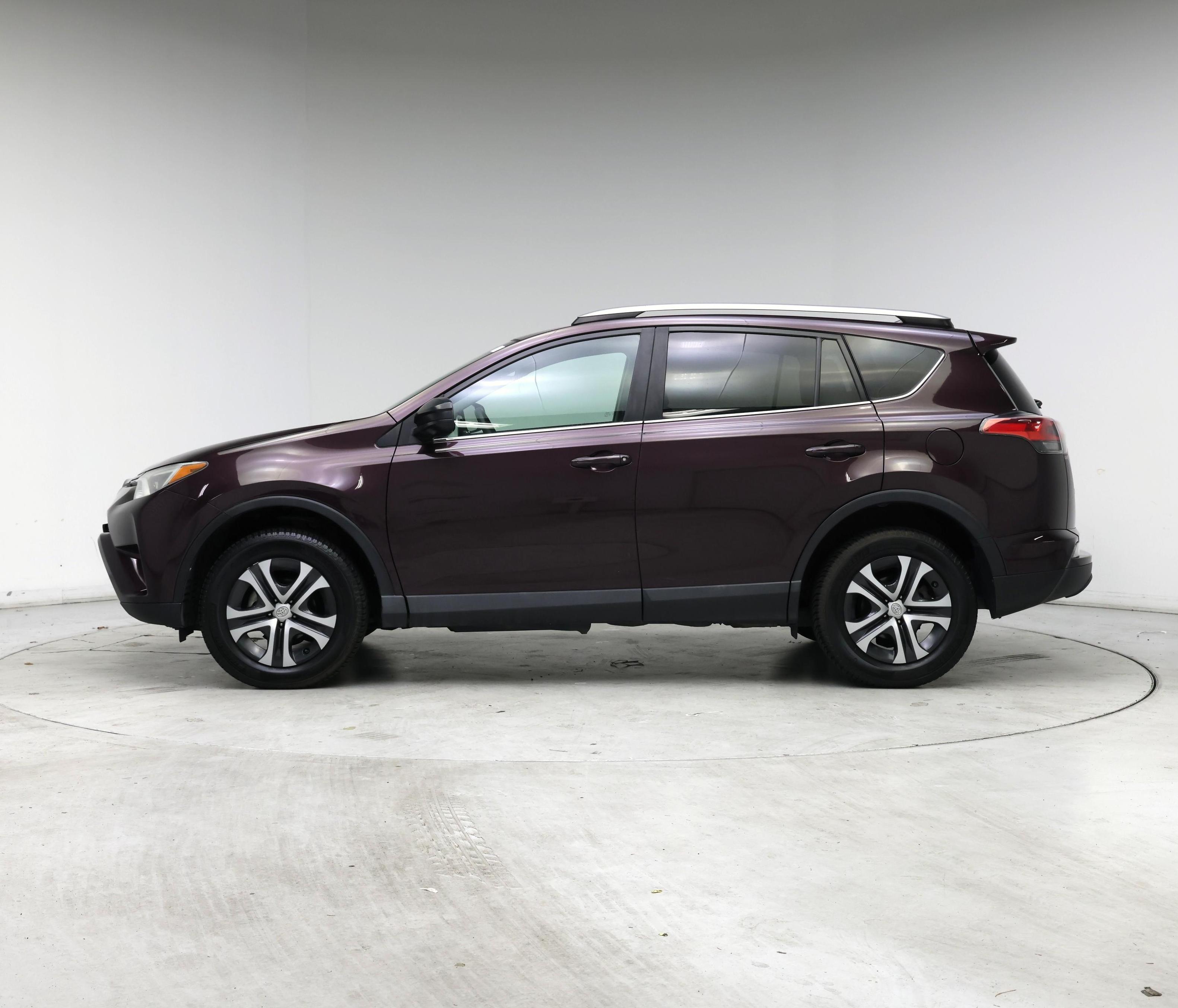 Thumbnail: 2017 Toyota RAV4 - 3
