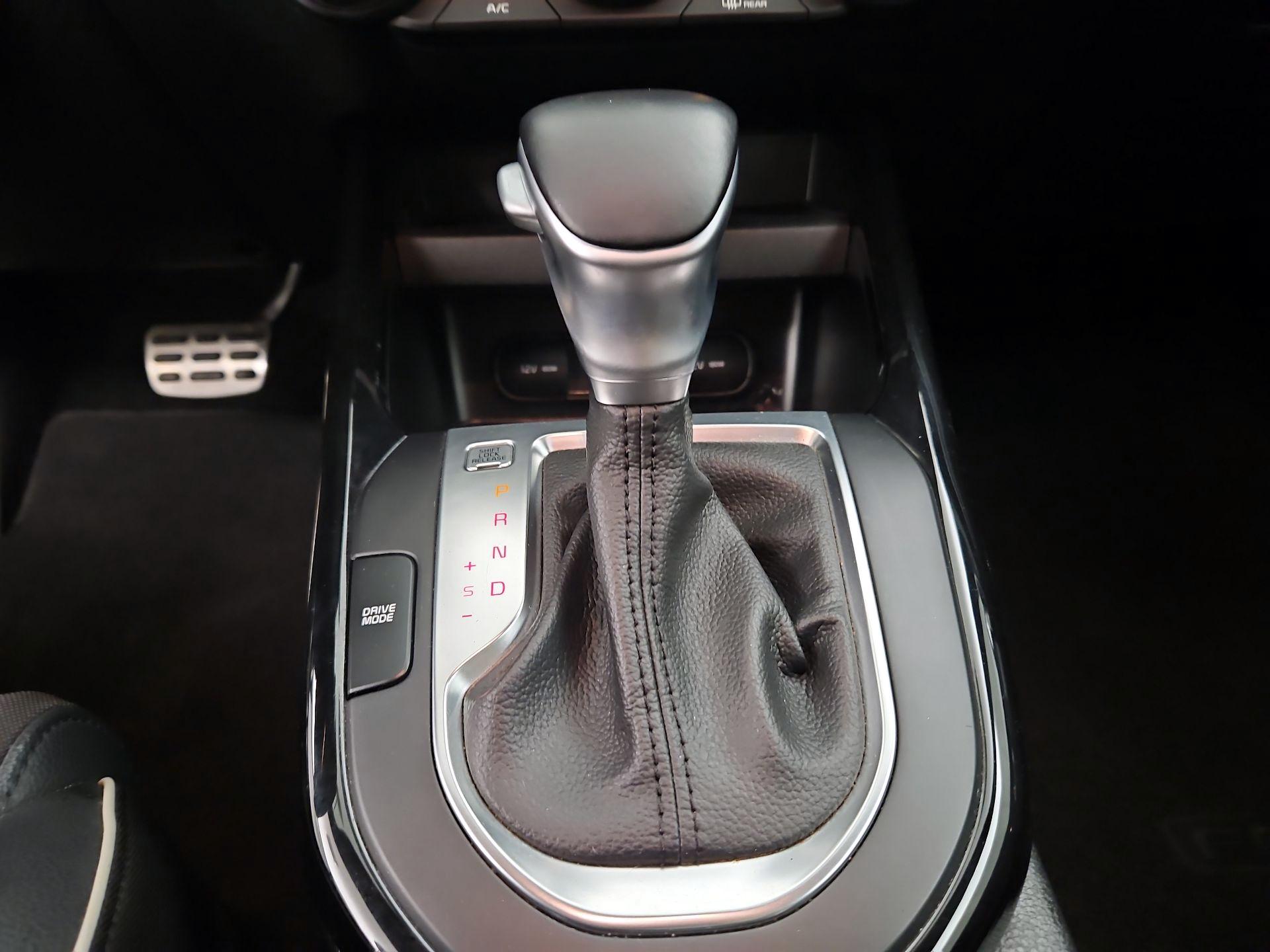 Thumbnail: 2020 Kia Forte - 17