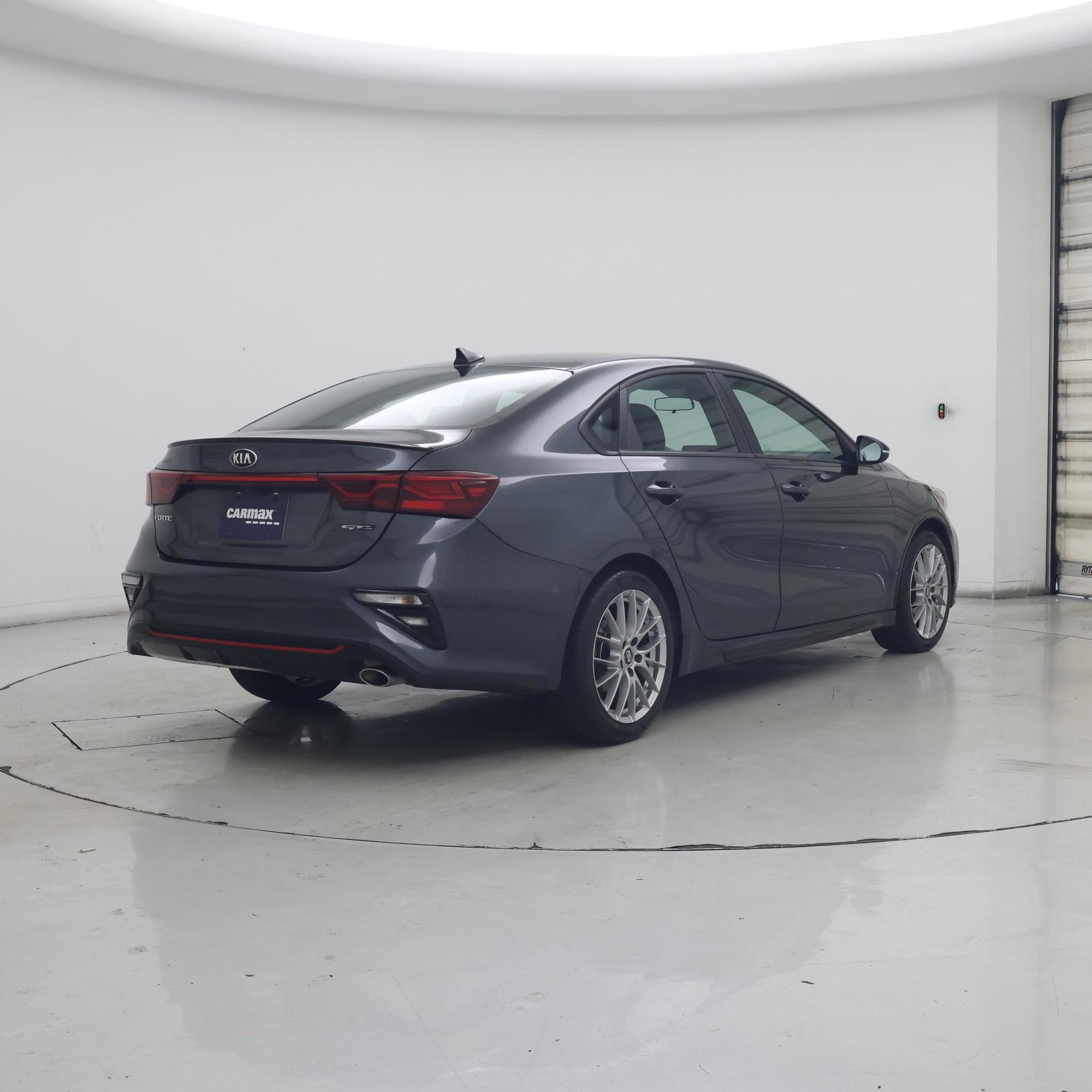 Thumbnail: 2020 Kia Forte - 8