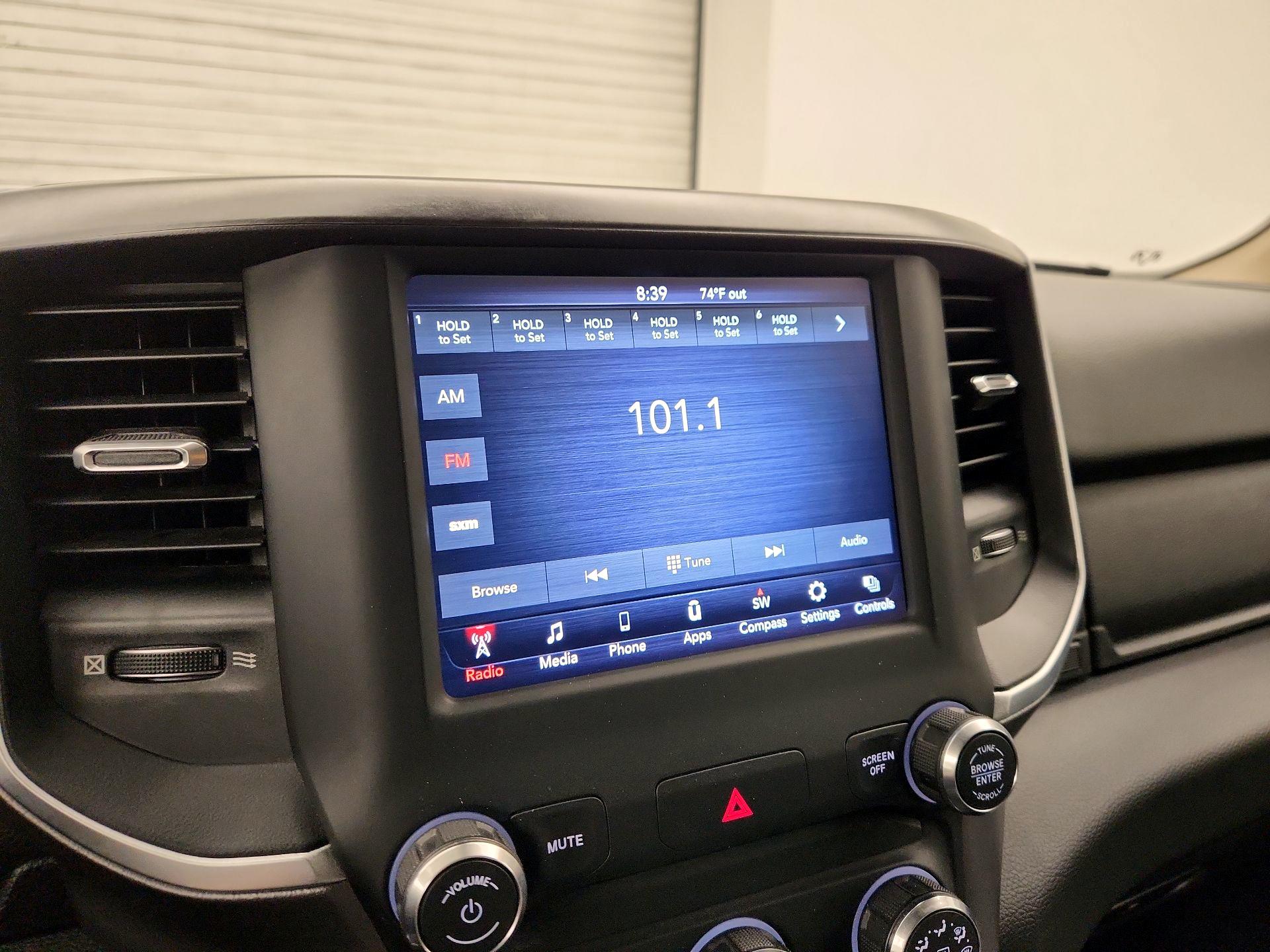 Thumbnail: 2019 RAM 1500 - 15
