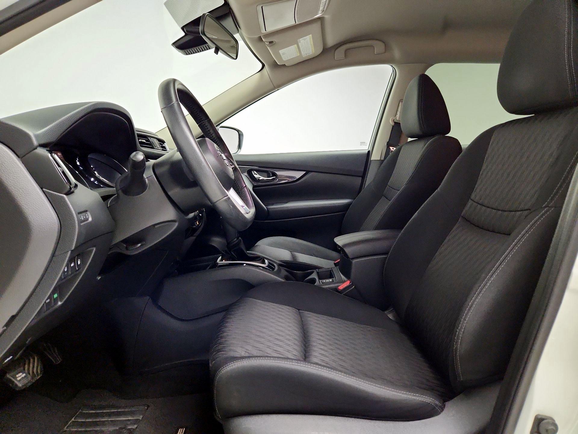 Thumbnail: 2020 Nissan Rogue - 11