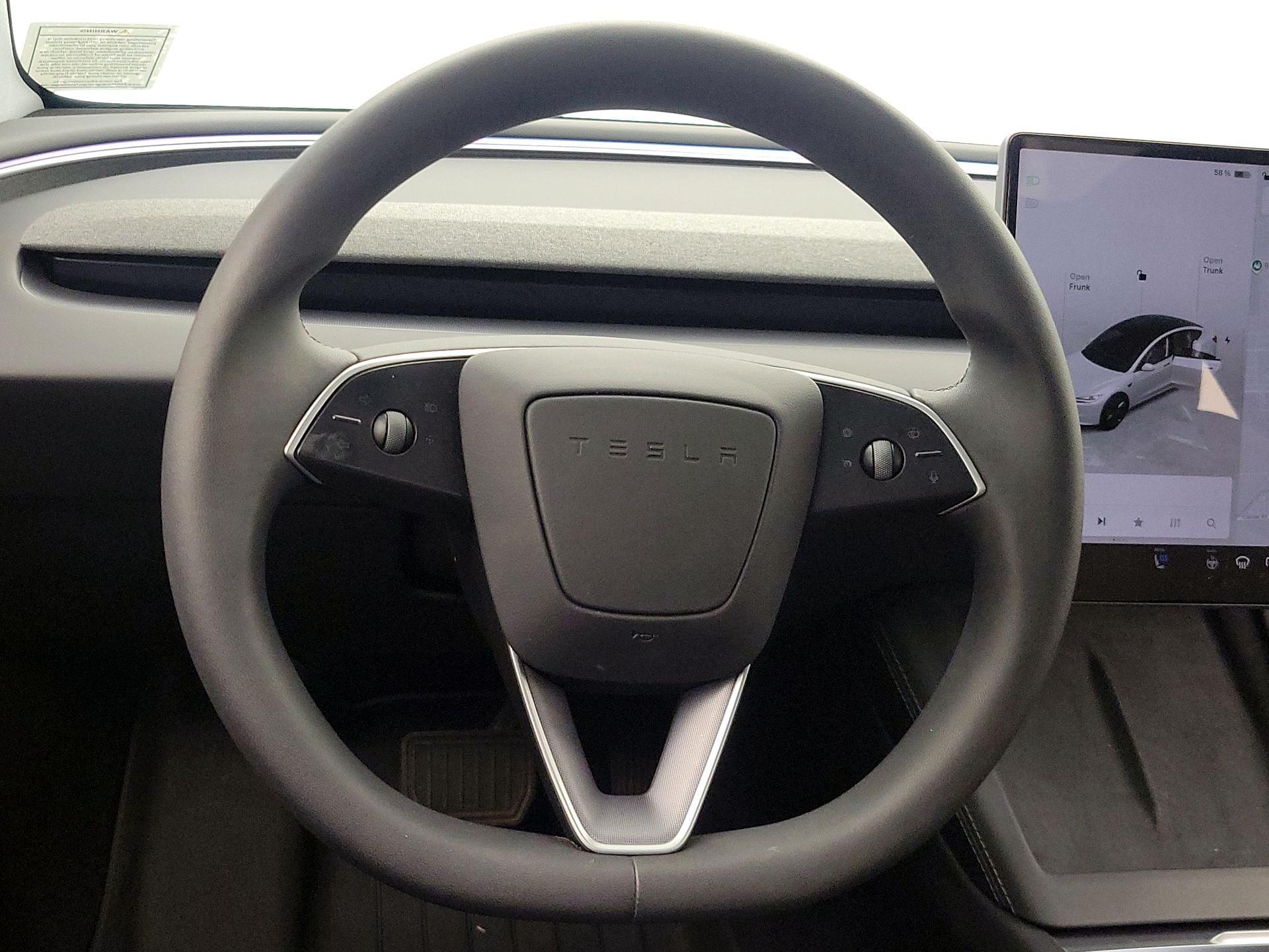 Thumbnail: 2025 Tesla Model 3 - 10