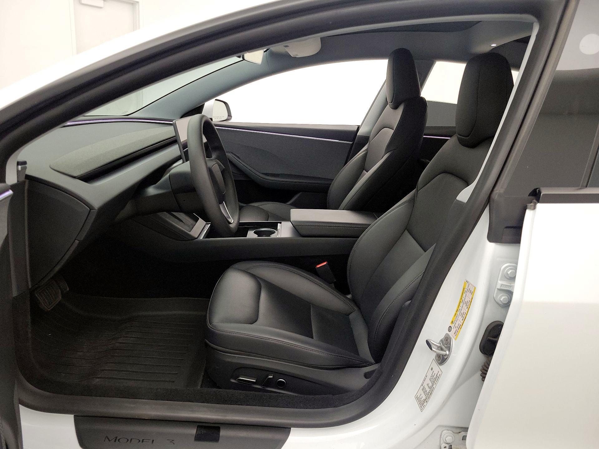 Thumbnail: 2025 Tesla Model 3 - 11